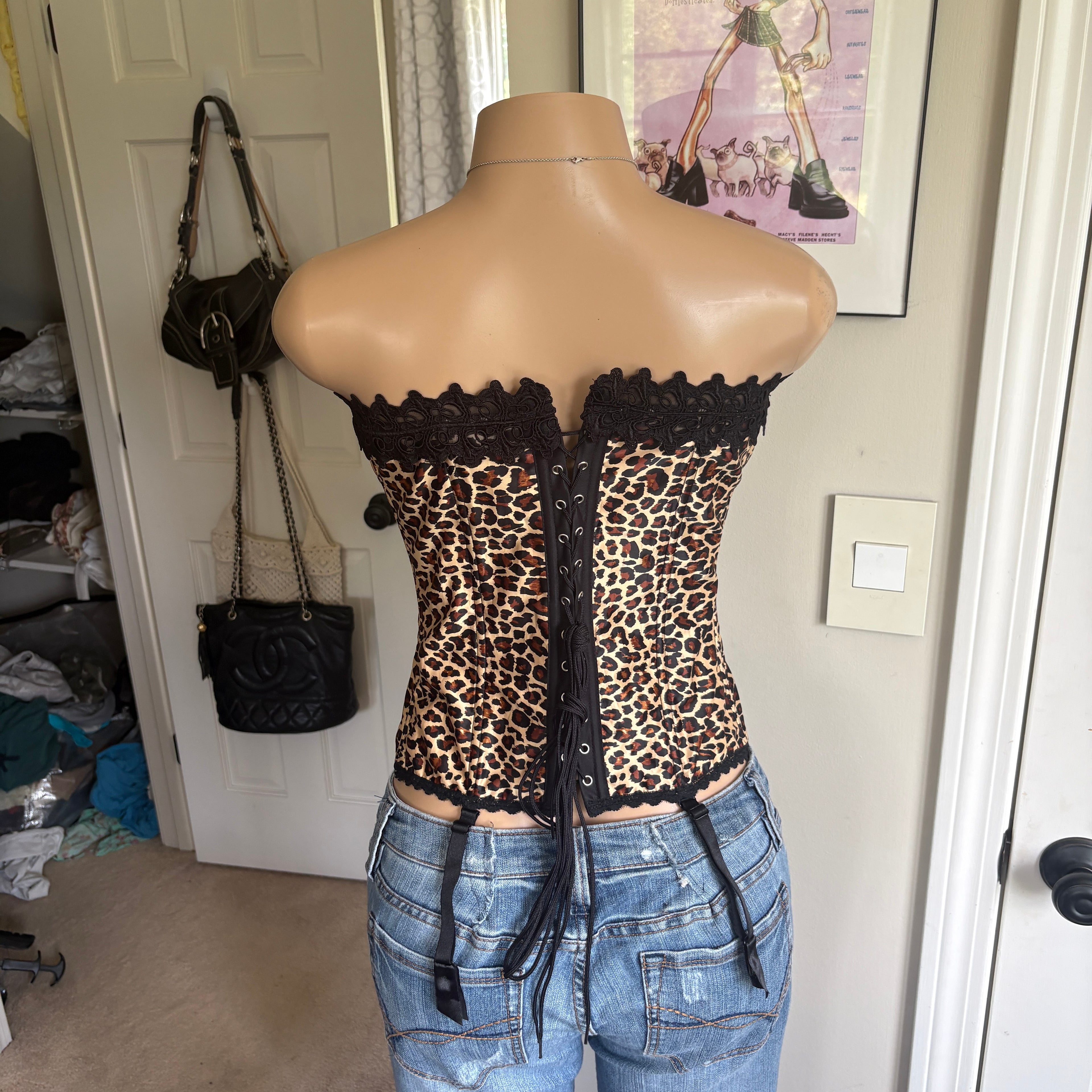 00s Frederick's of Hollywood leopard corset top (size M)