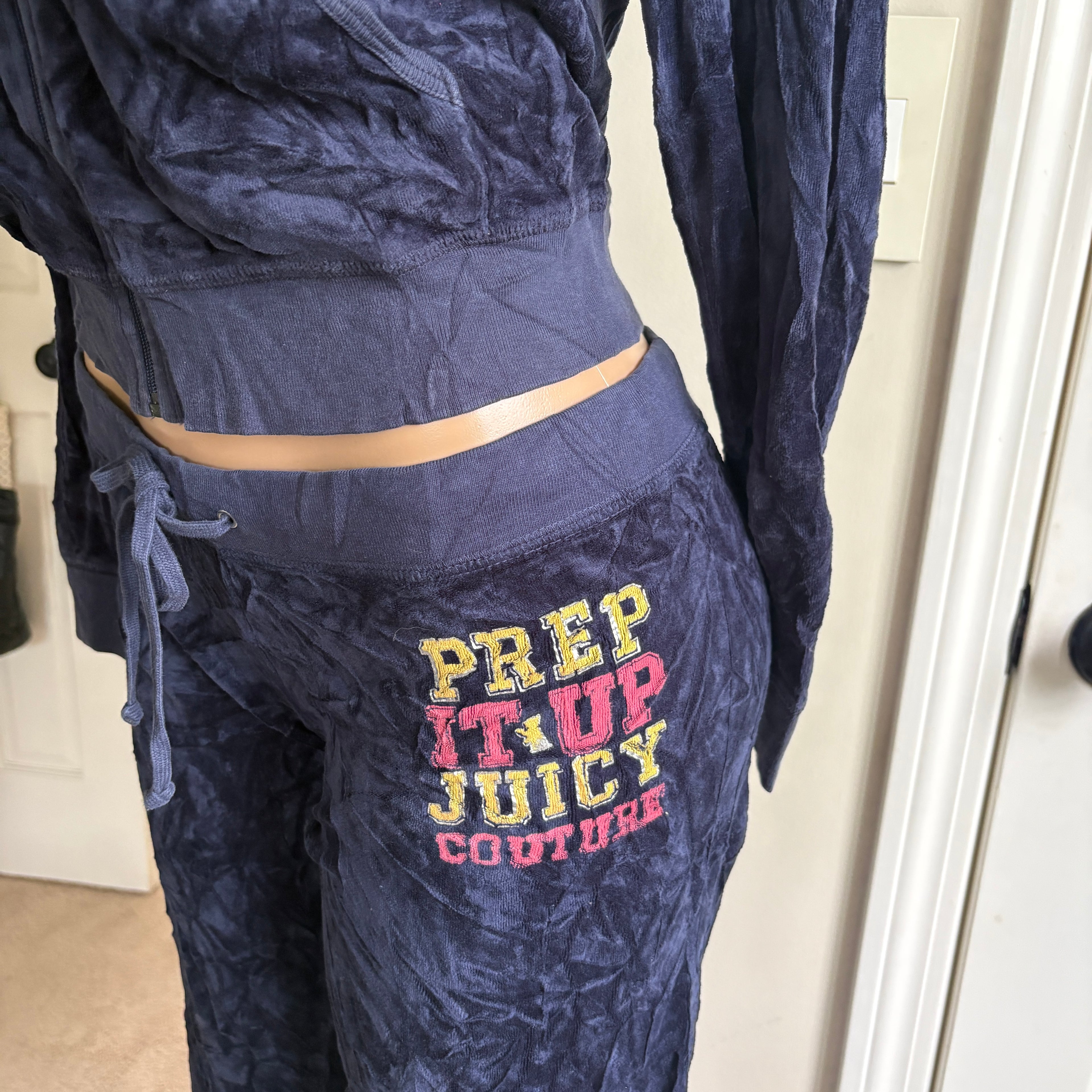 00s Juicy Couture blue velour karma tracksuit set (size M)