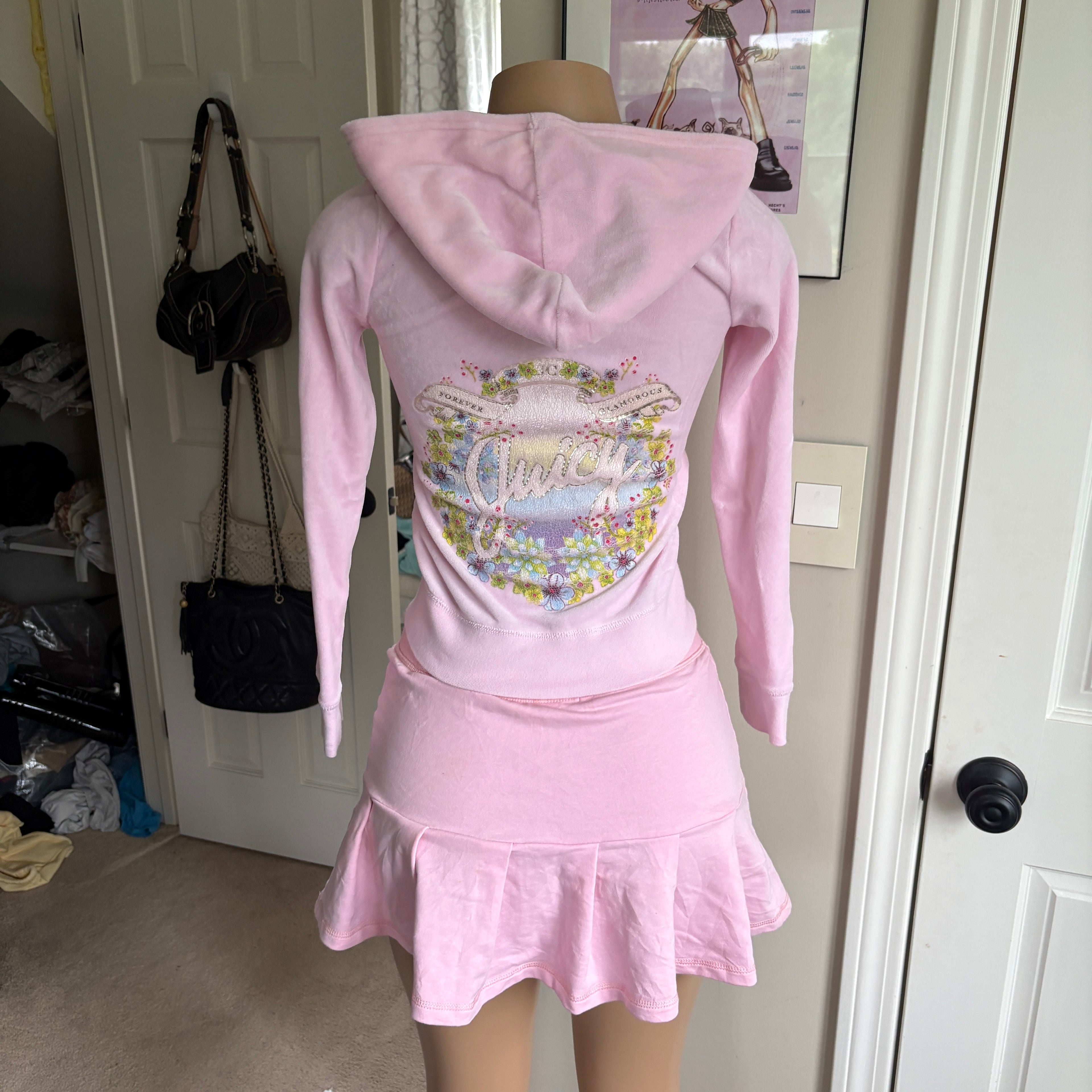 00s Juicy Couture baby pink (size XS)
