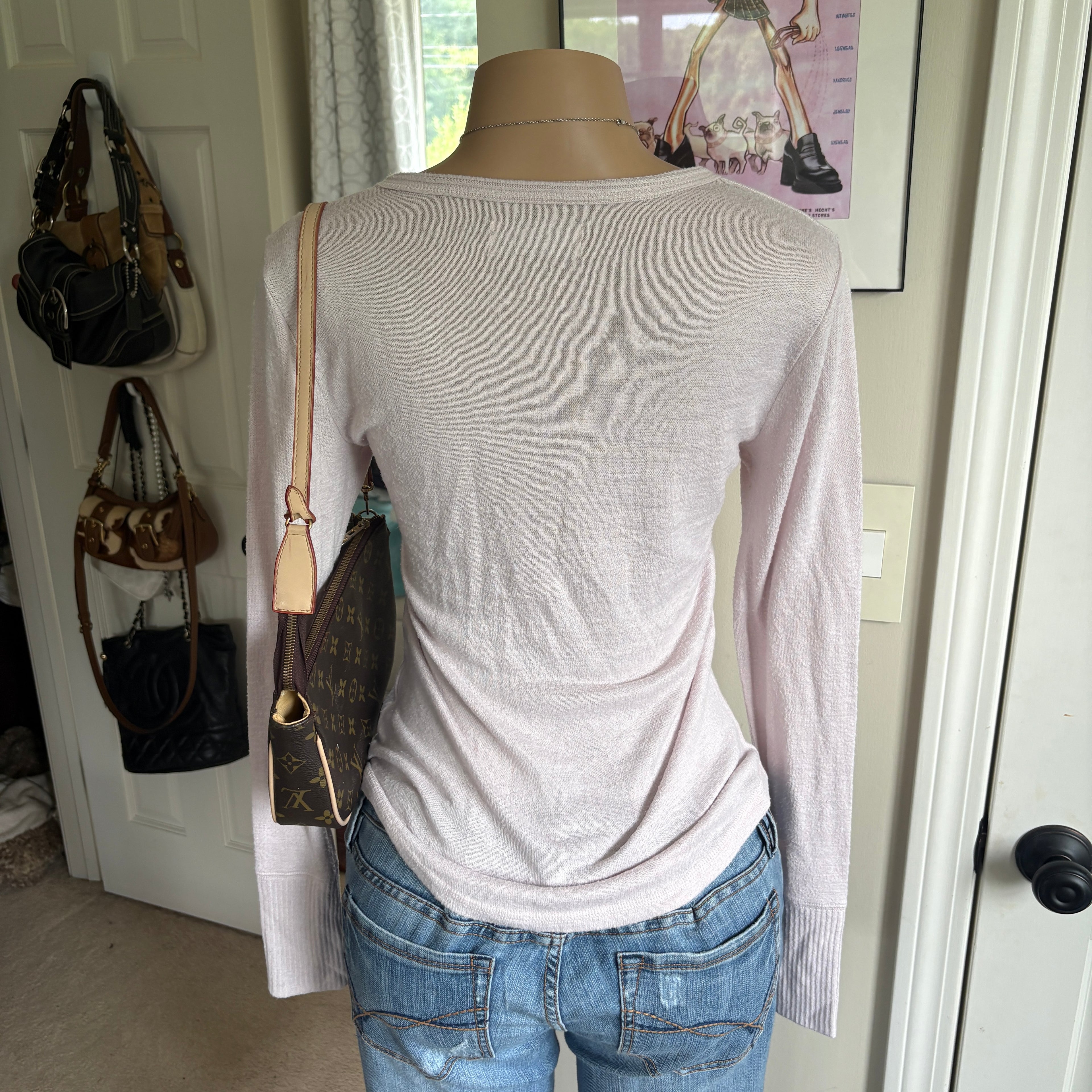 00s Abercrombie & Fitch tan beige long sleeve (size M)