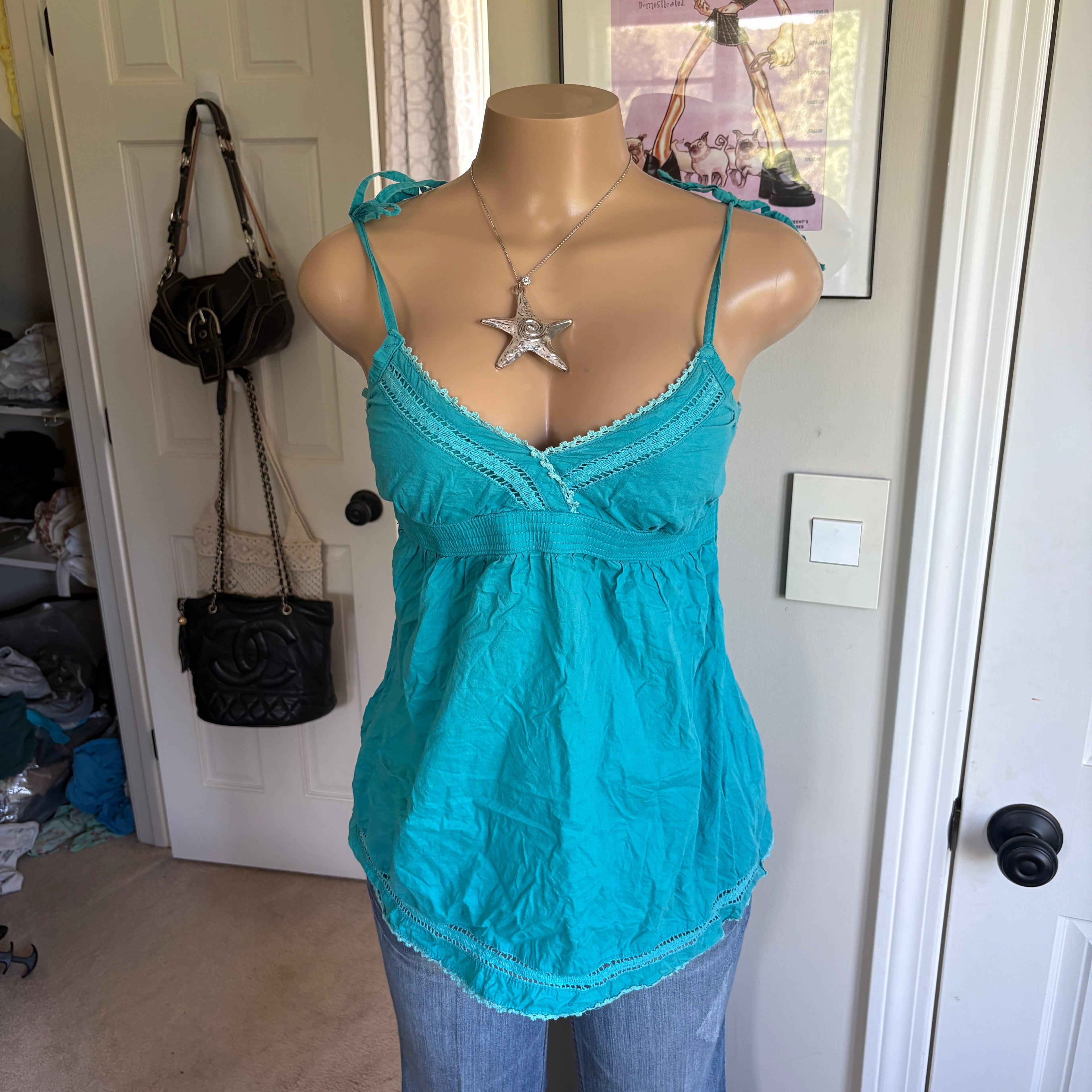 00s teal v neck tank top (size M)