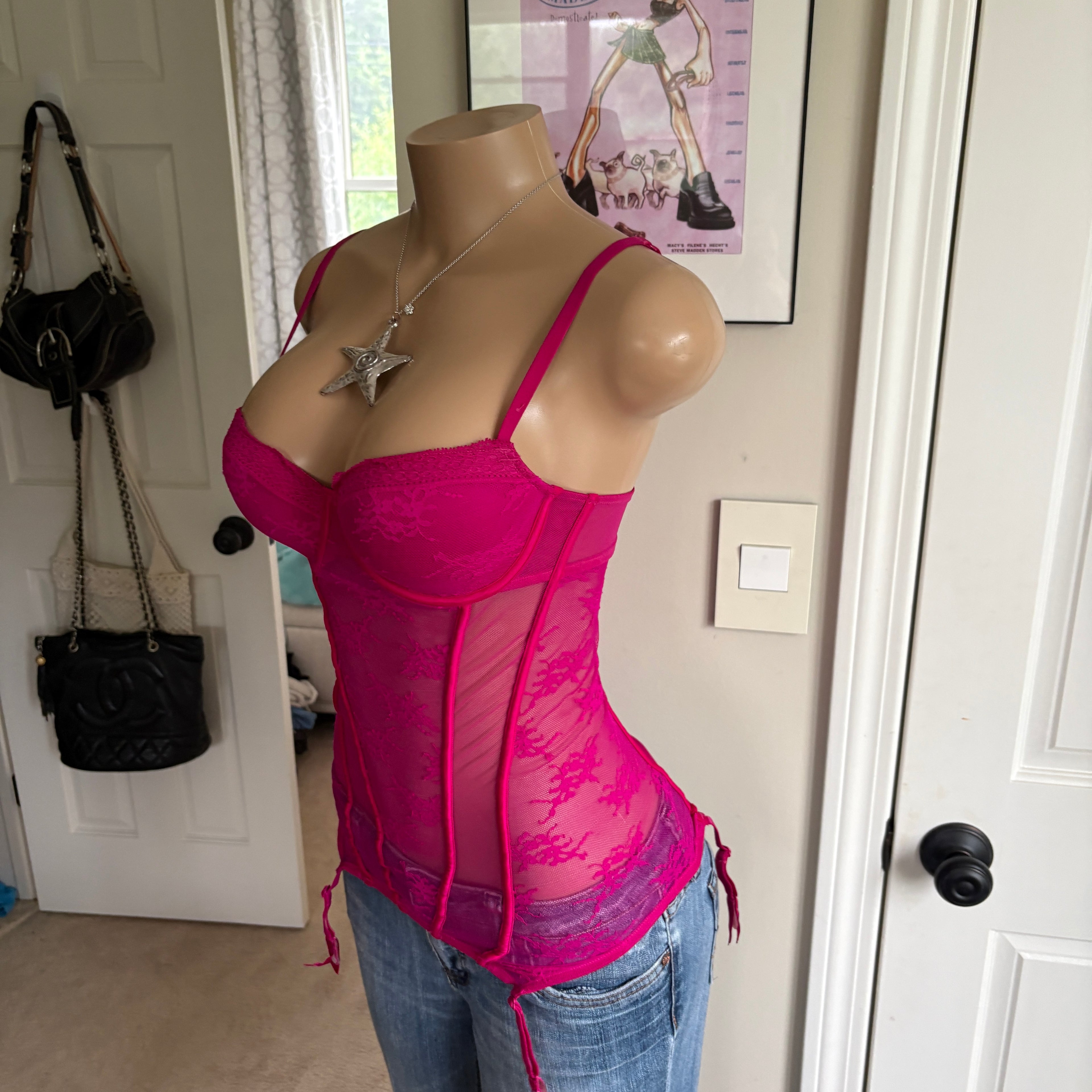 00s pink floral lace bustier corset top (size S)