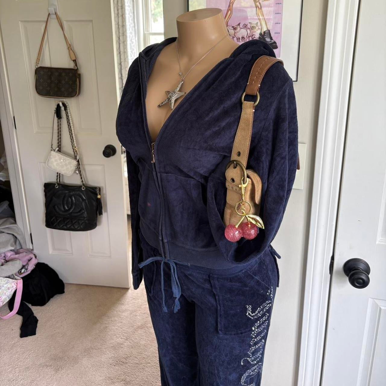 00s Juicy Couture navy crown velour tracksuit set (size M)