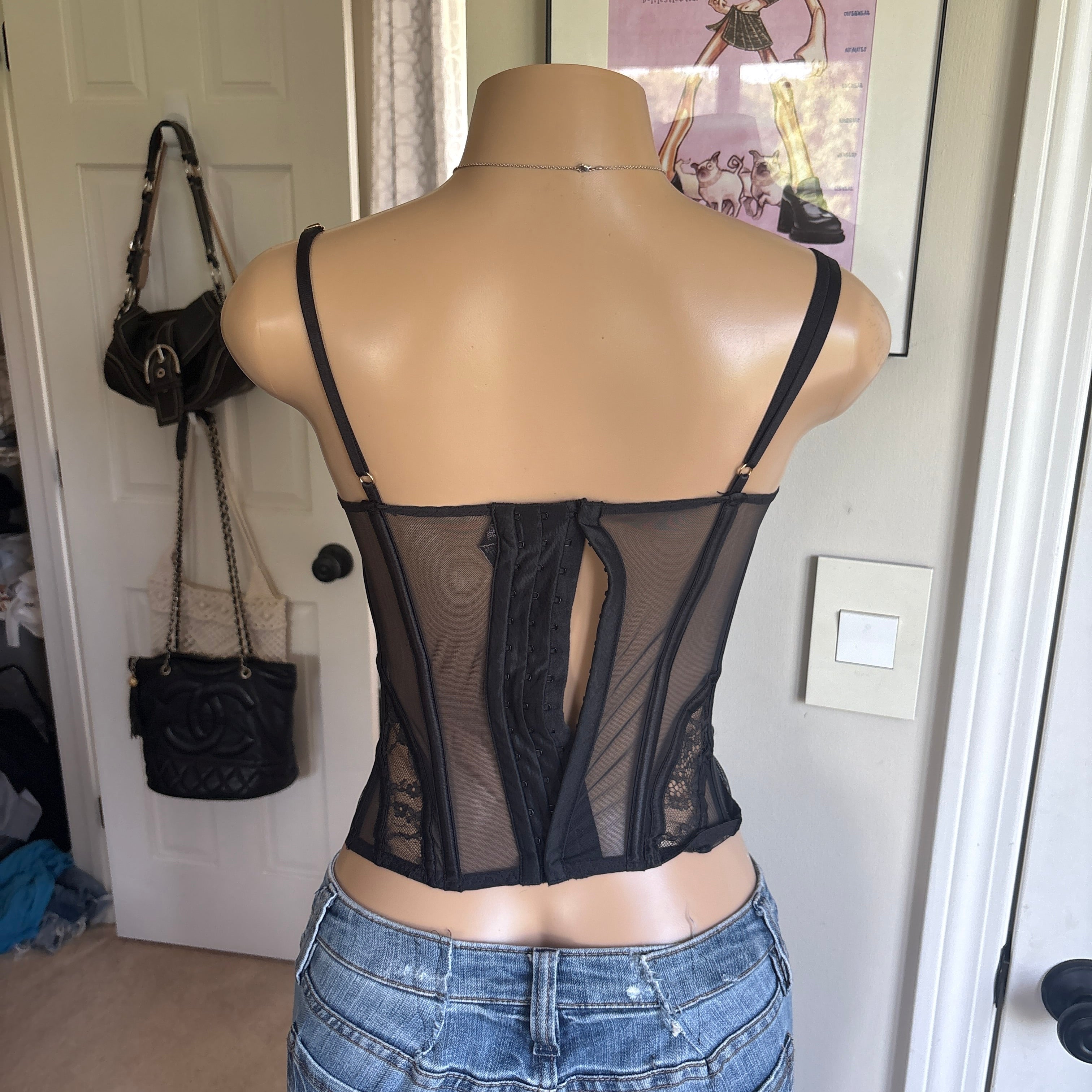 00s Victoria's Secret black lace corset top (size 32D)