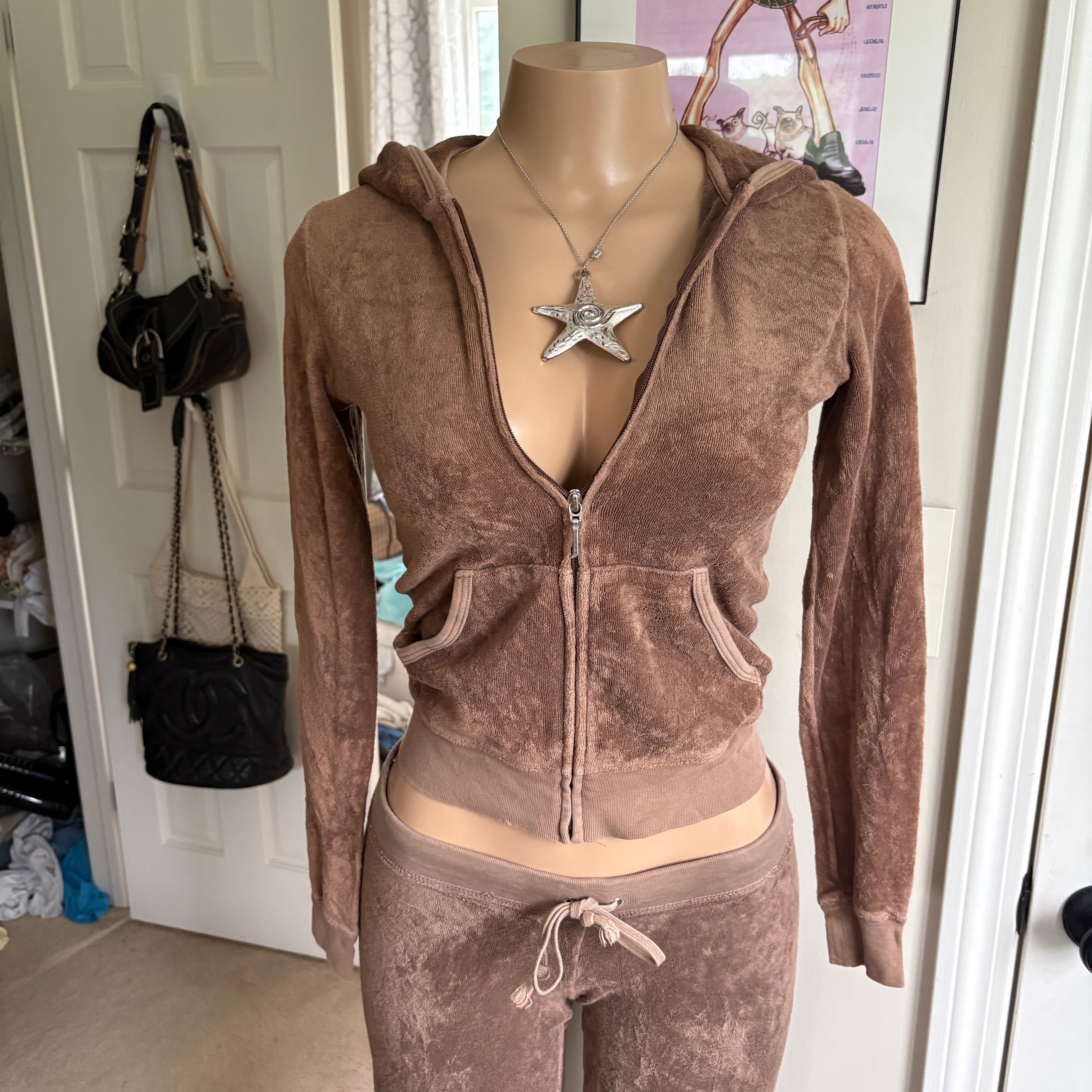 00s Juicy Couture brown terrycloth tracksuit set (size p/xs)