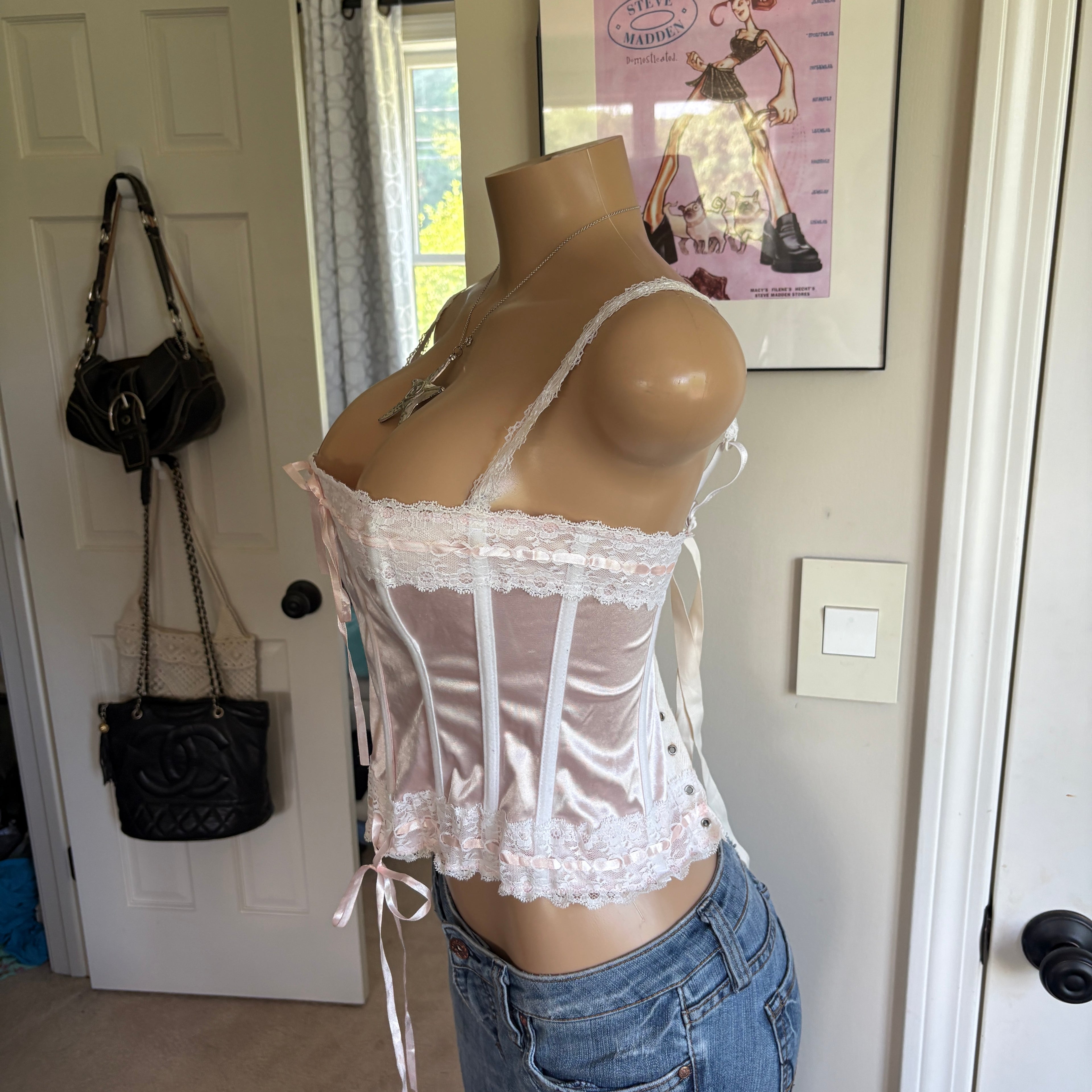 00s baby pink & white lace bow corset cami top (size S)