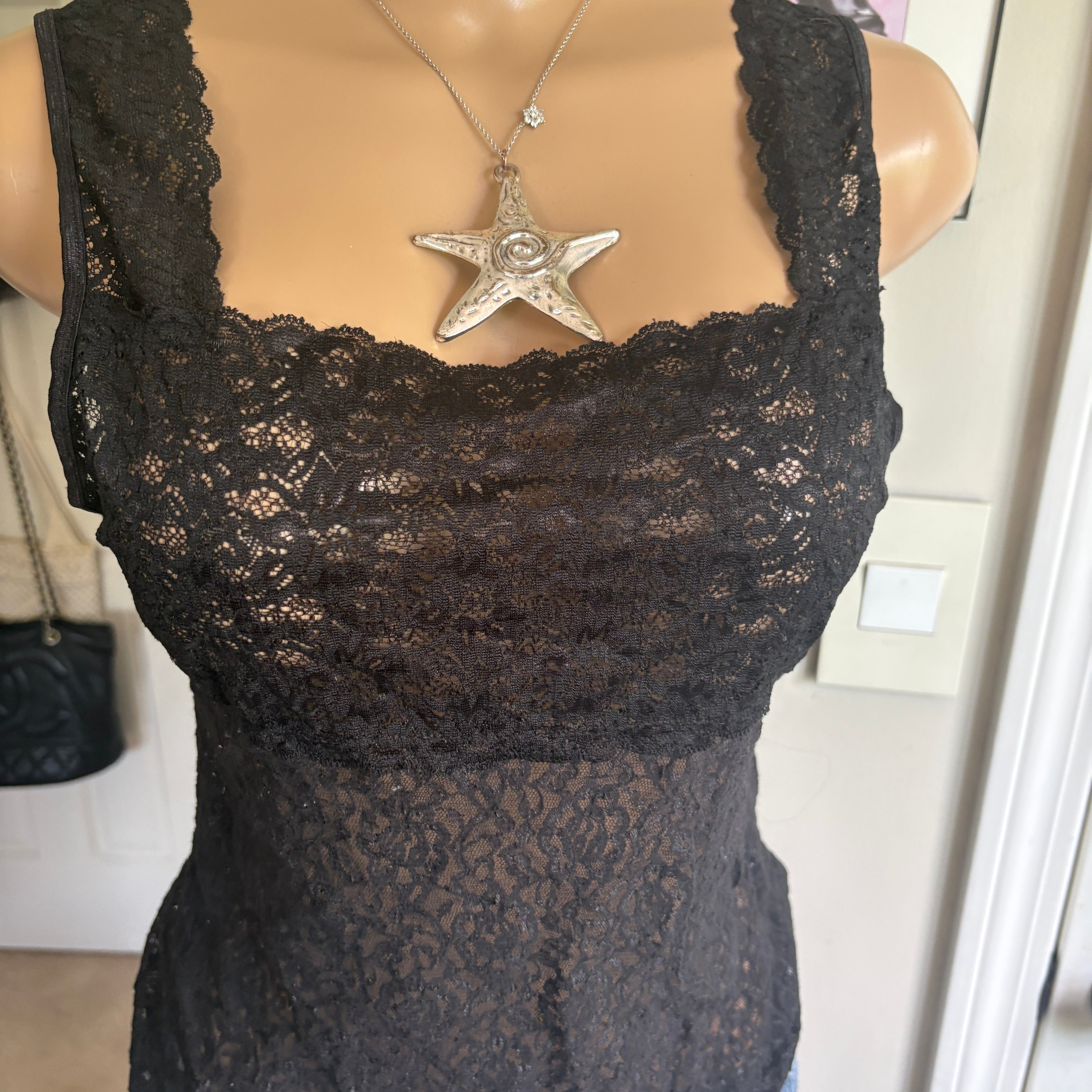 00s black floral lace tank top (size L)