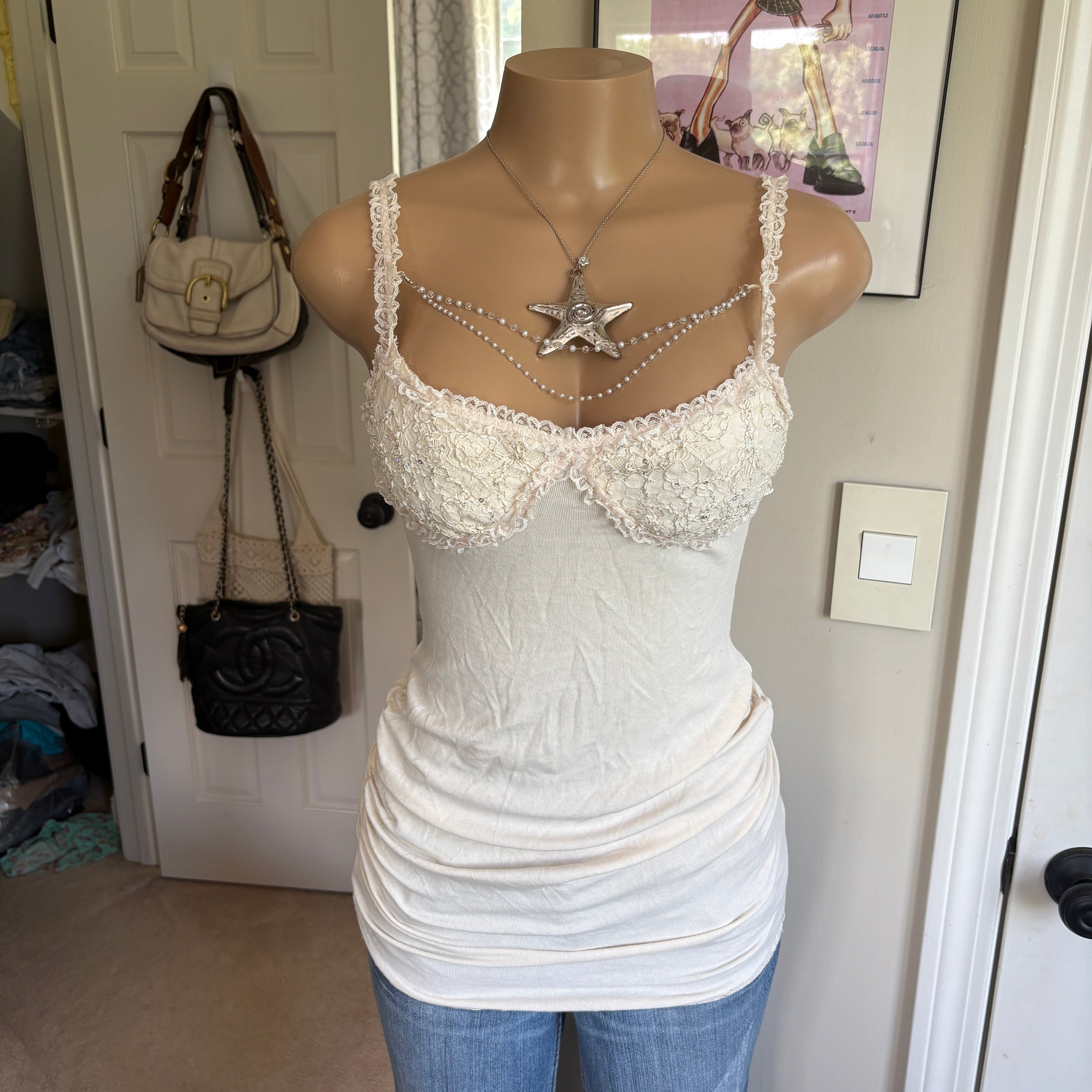 00s white lace pearl neckline cami (size M)