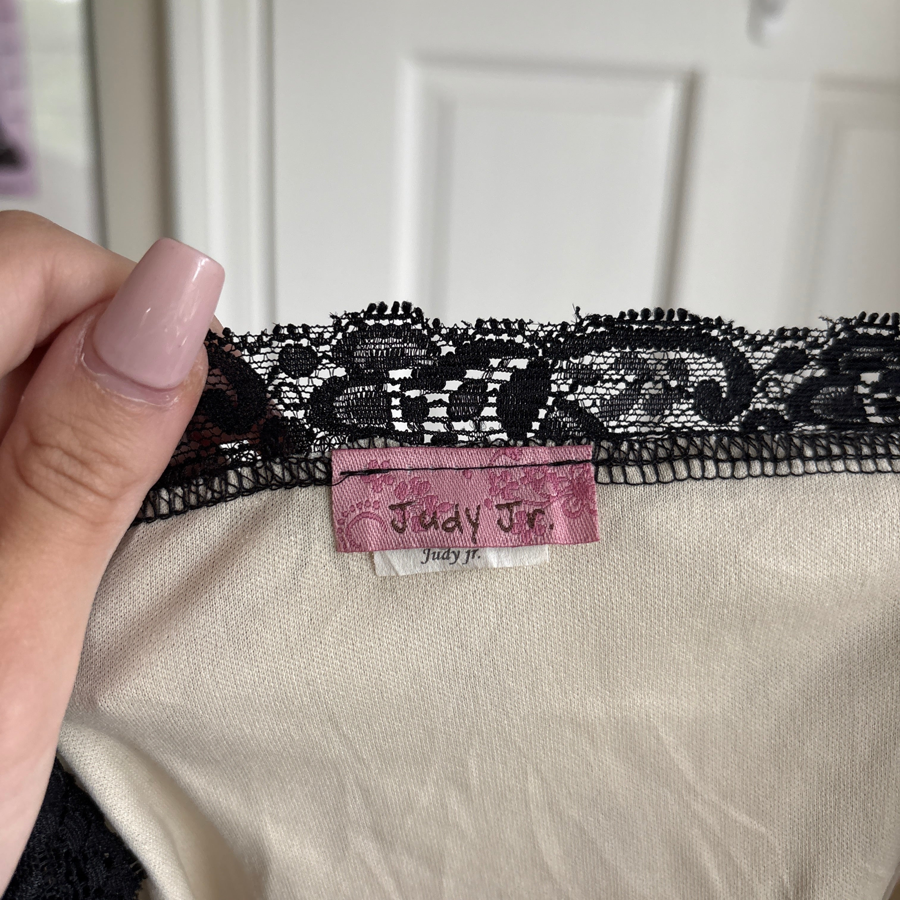 00s tan & black lace tank top (size L)