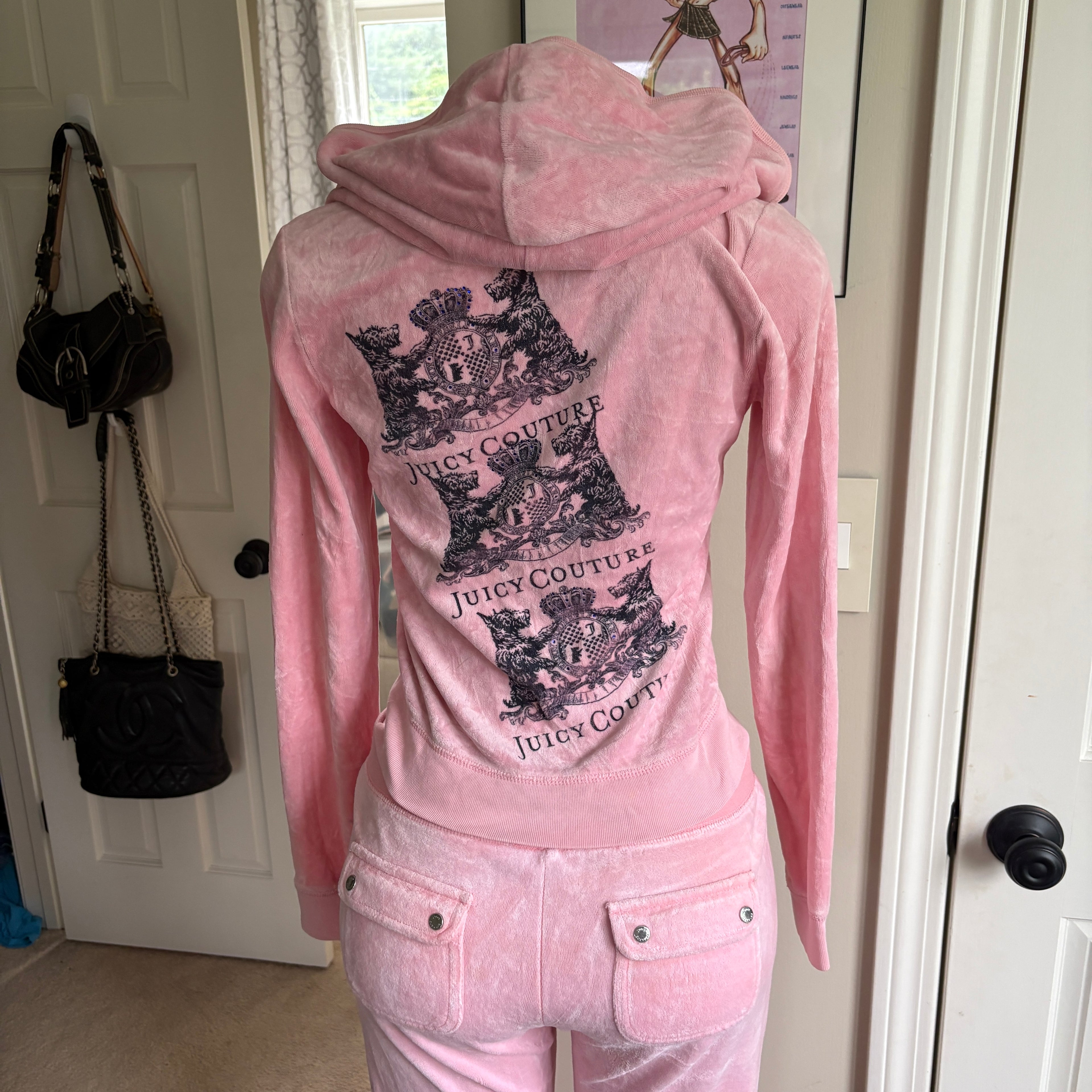 00s Juicy Couture baby pink scottie dog tracksuit set (size M)