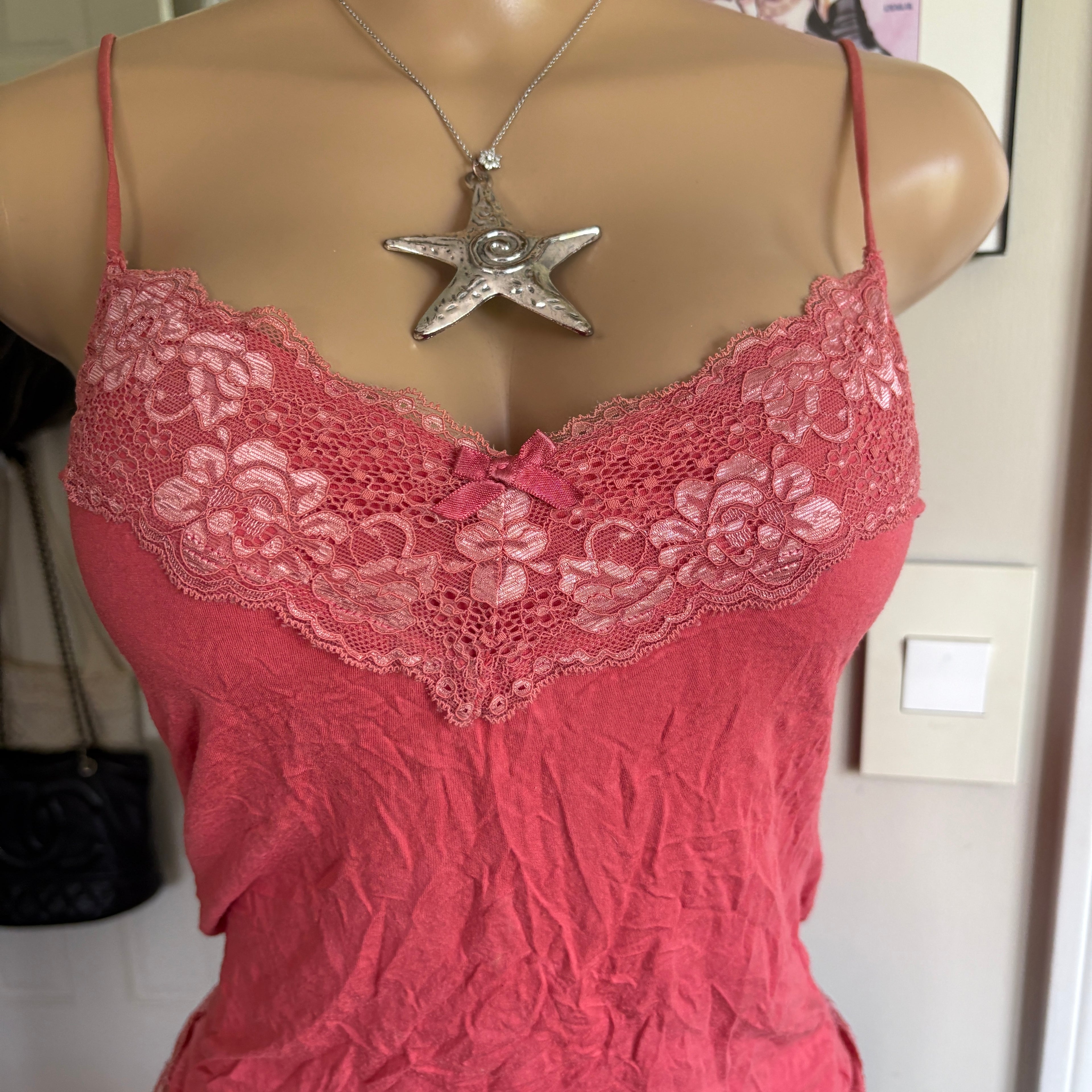 00s pink raspberry lace cami (size M)