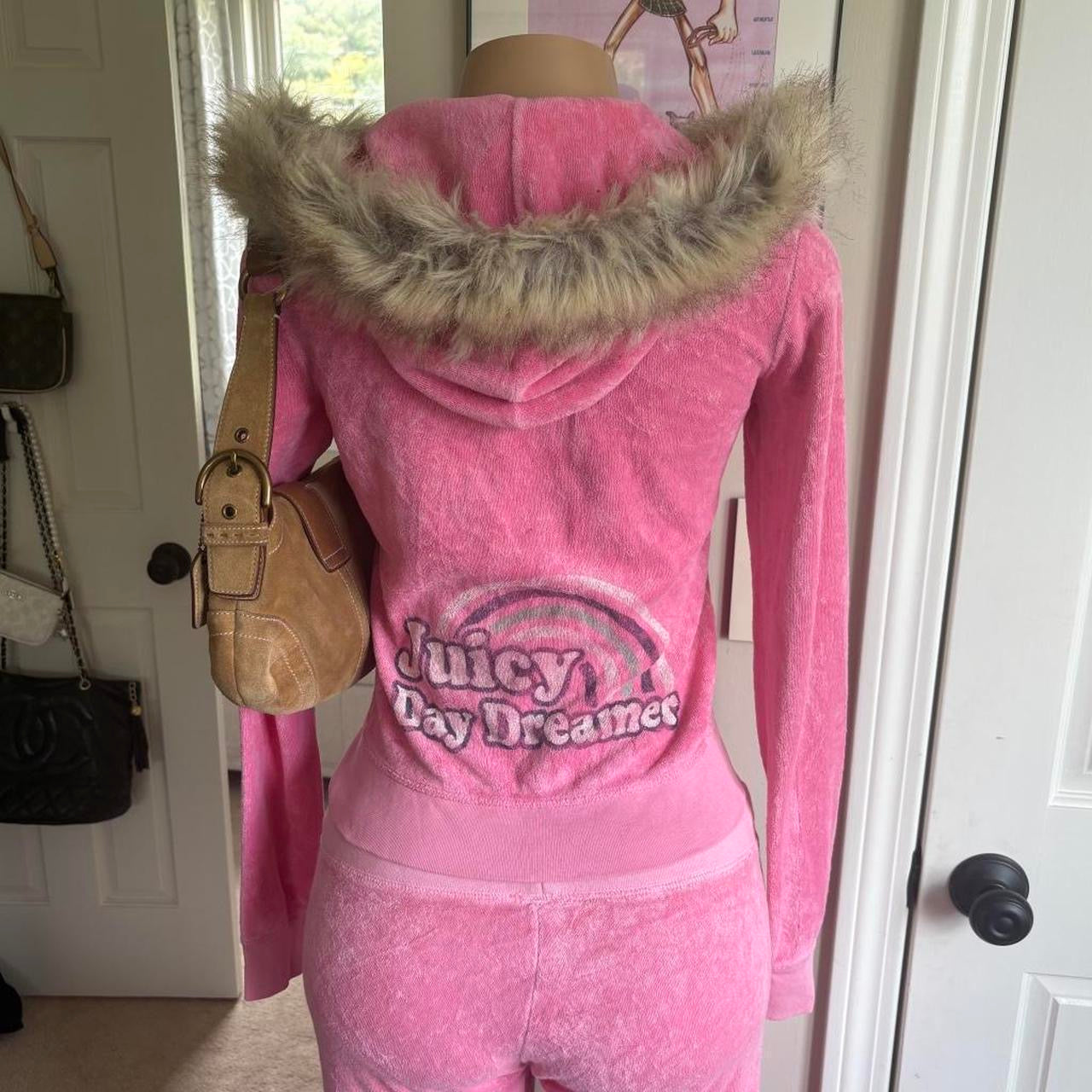 00s Juicy Couture pink daydreamer tracksuit set (size S)