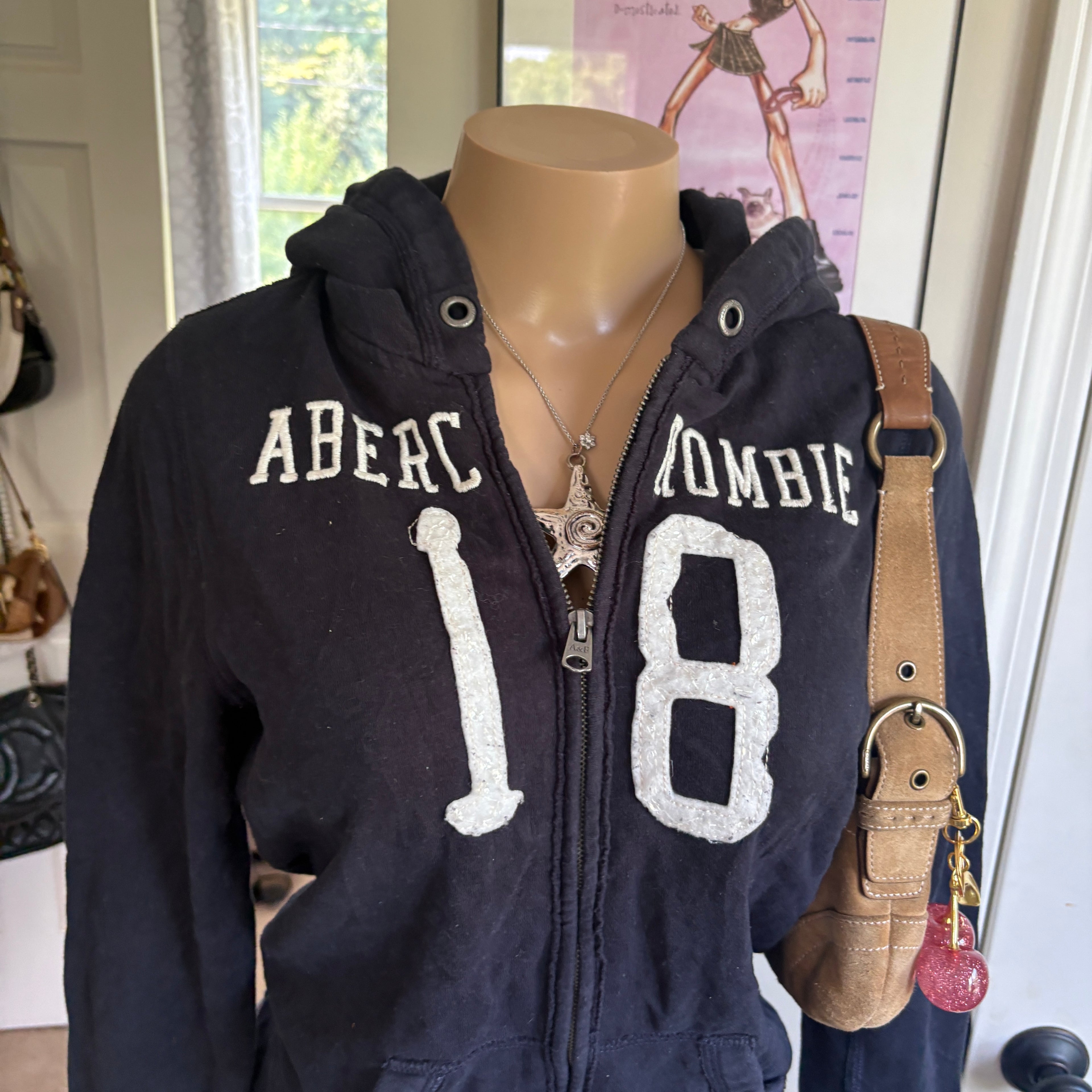 00s Abercrombie 18 spellout navy zip hoodie (size M)