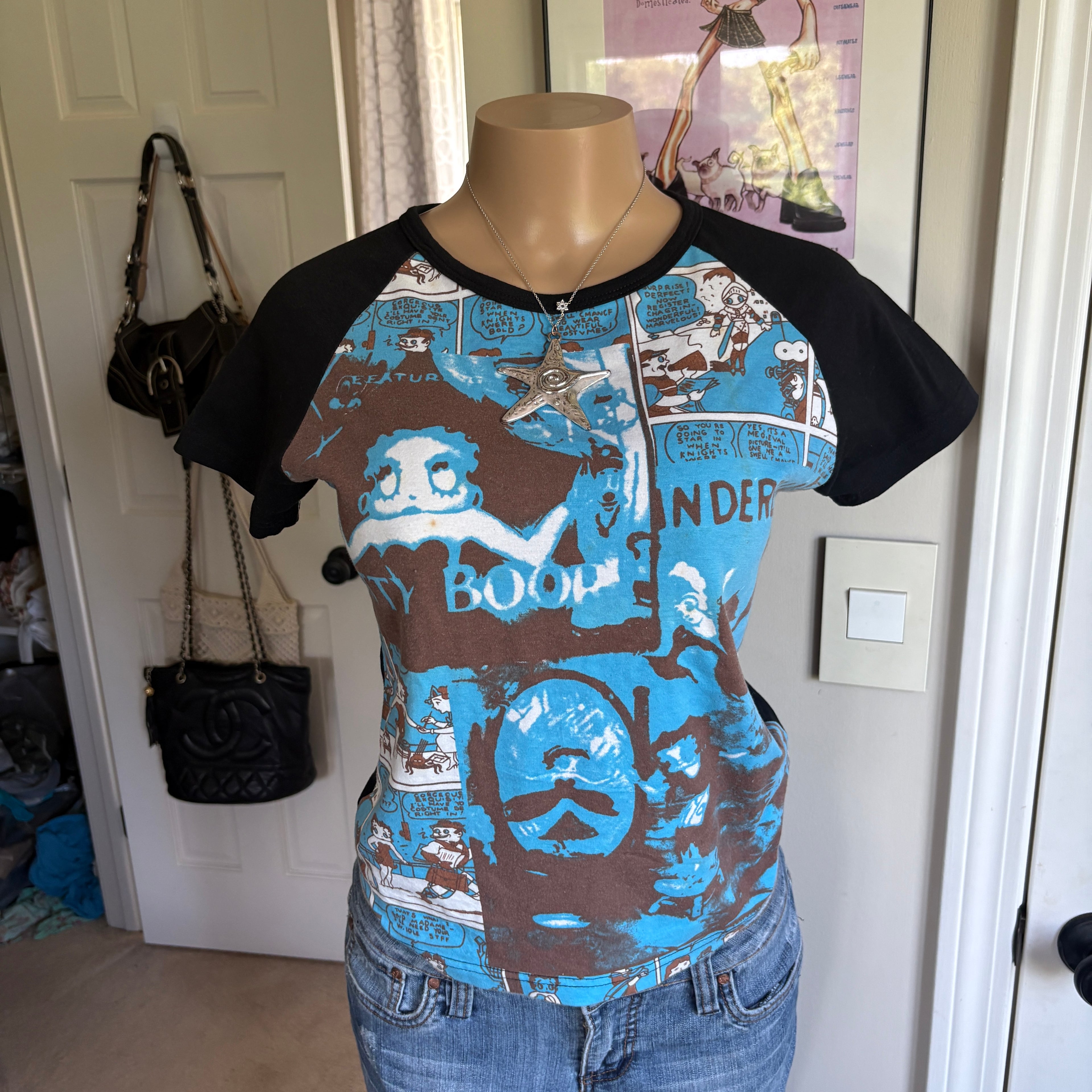 00s Betty Boop blue monogram baby tee (size M)