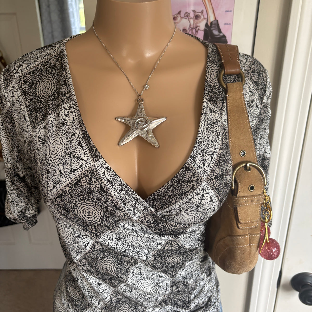 00s avant garde gray v neck top (size S)