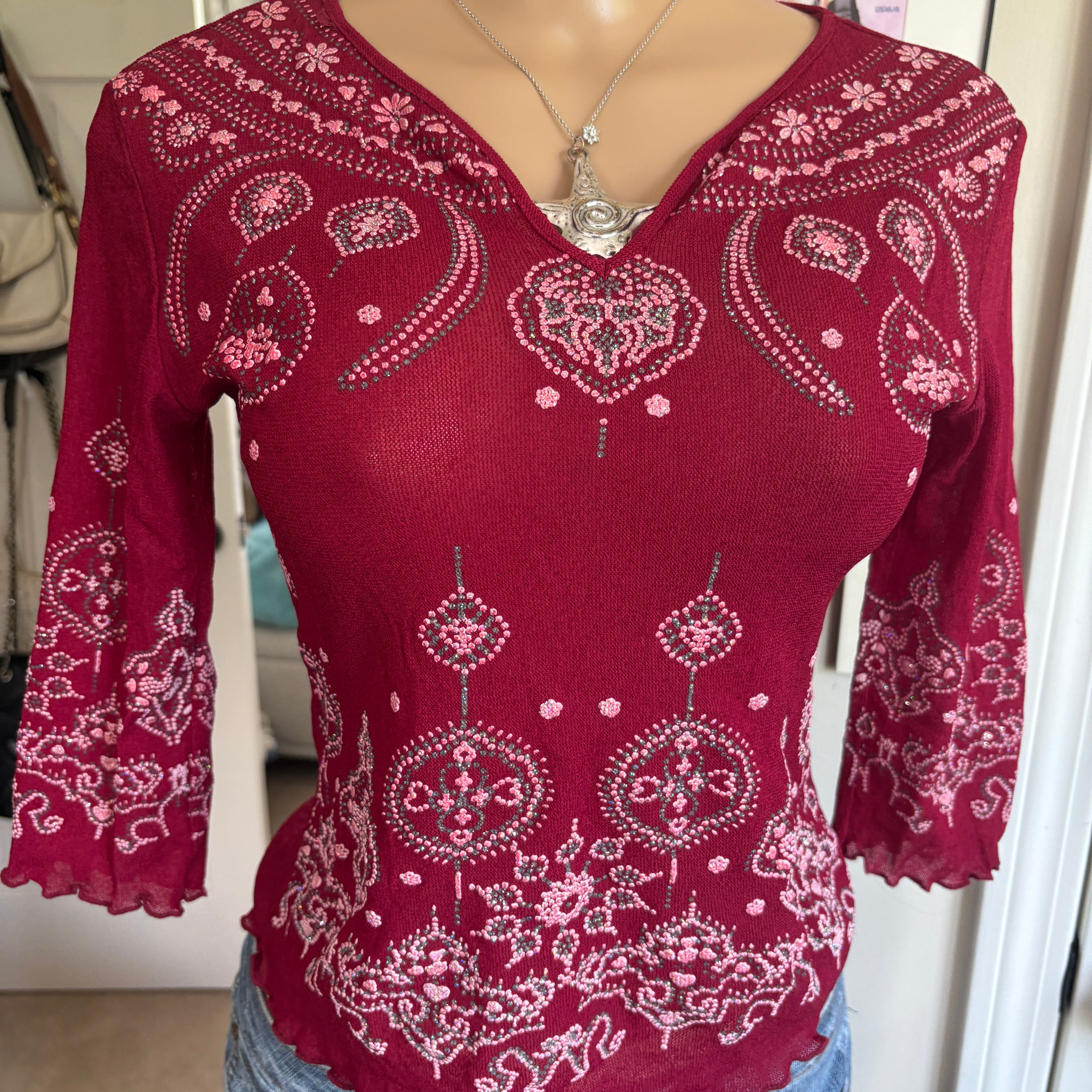 00s boho red floral long sleeve top (size M)