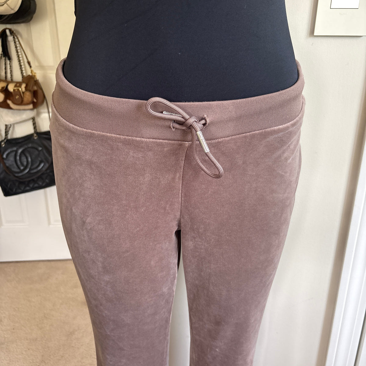 Juicy Couture brown velour sweatpants (size M)