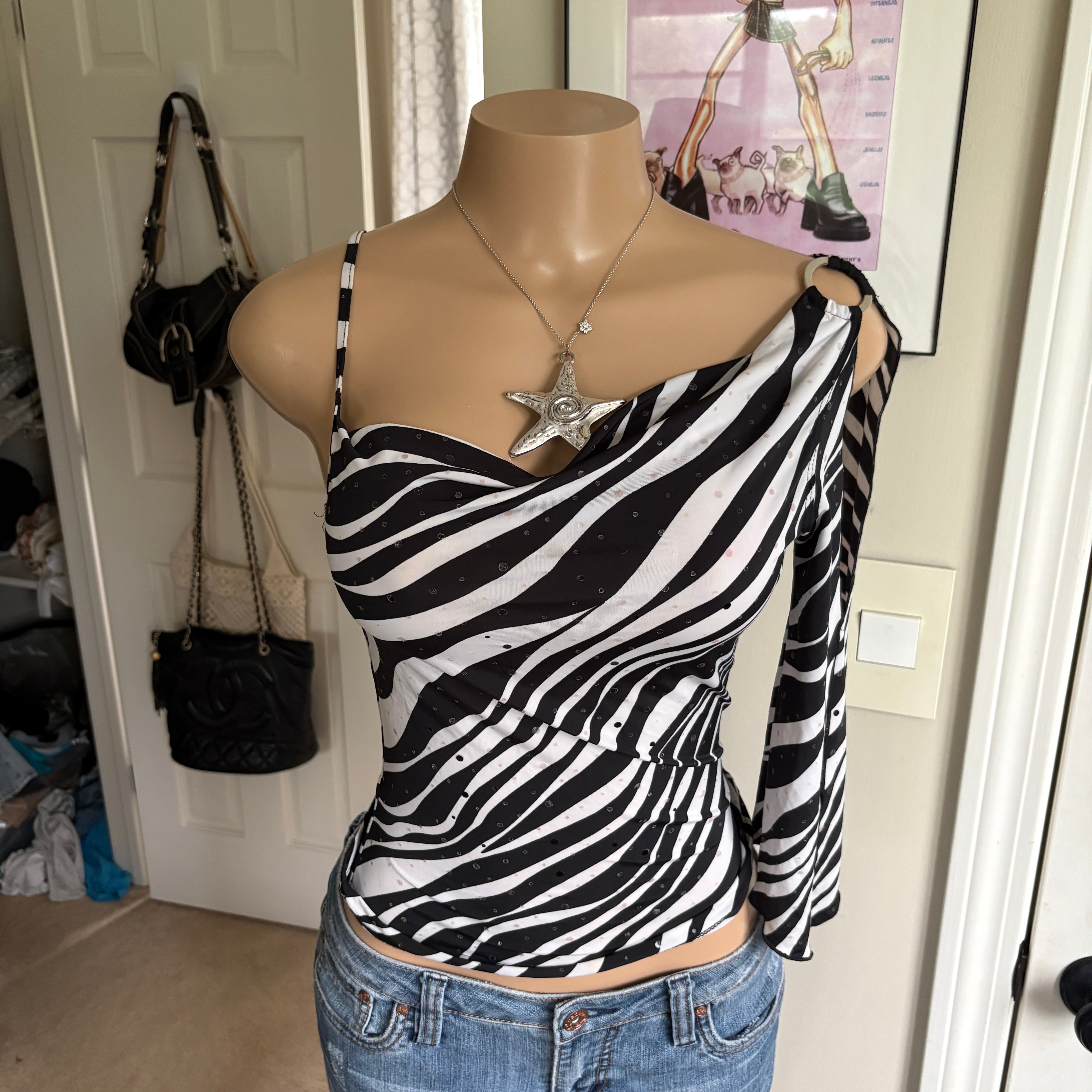 00s zebra print one shoulder top (size S)