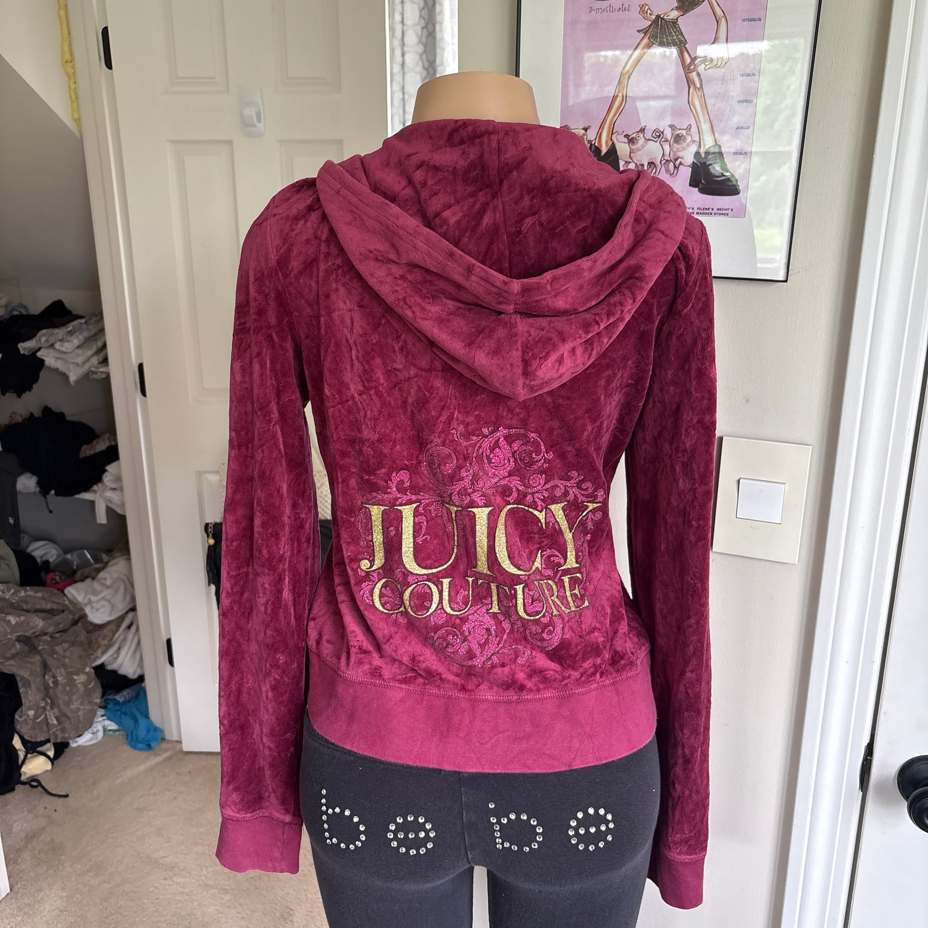 00s Juicy Couture burgundy velour track zip hoodie (size XL)