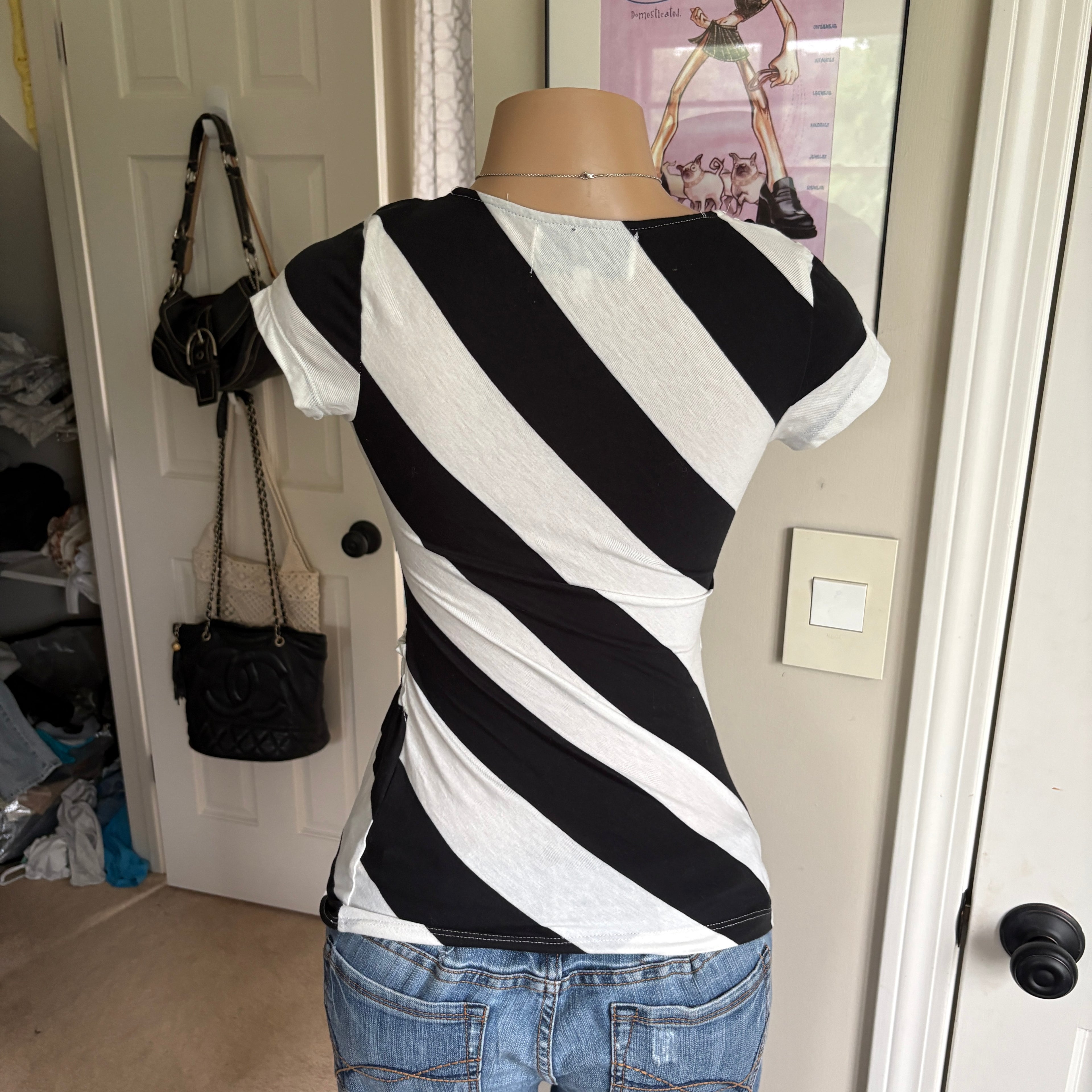 00s black & white striped v neck top (size S)