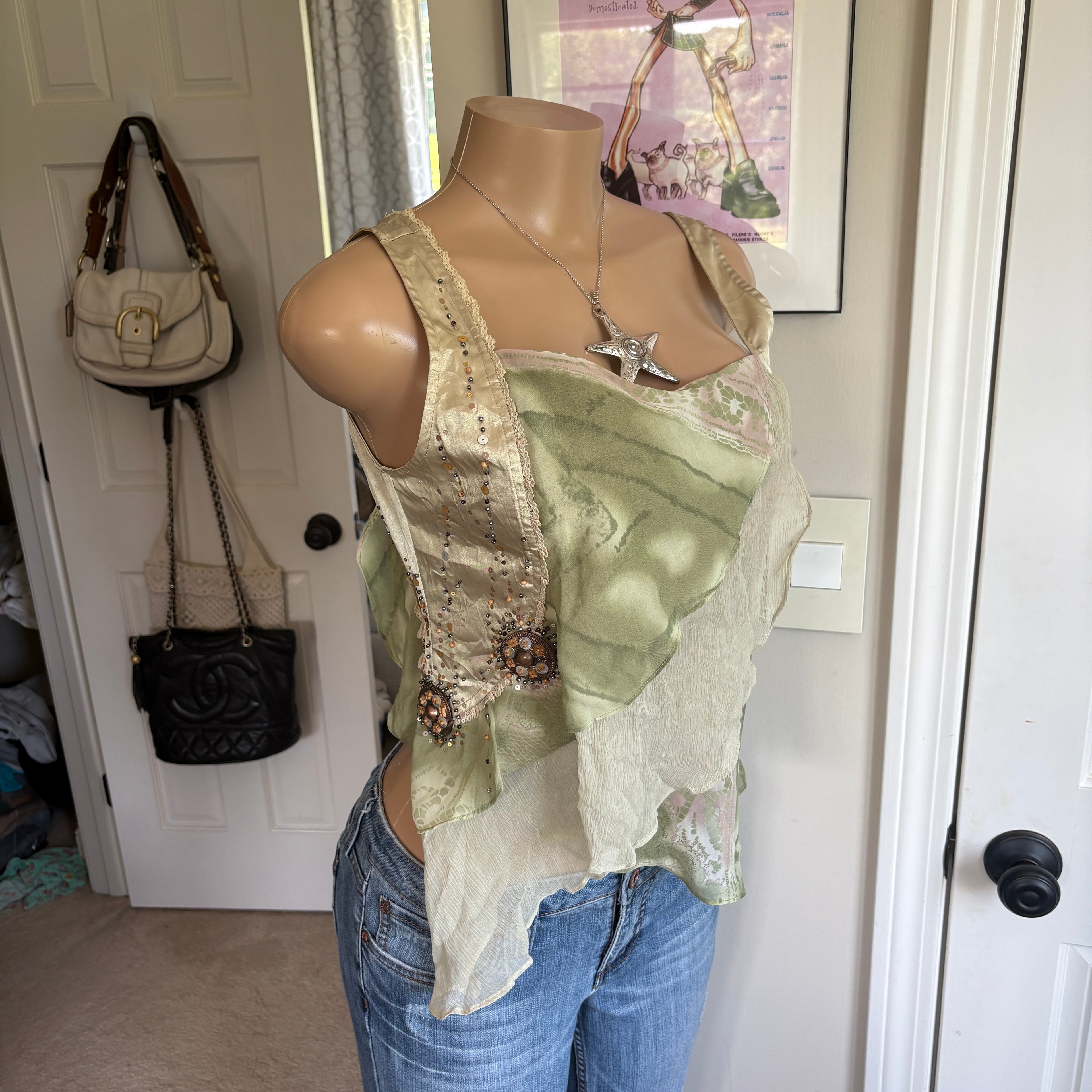00s green beaded medallion tank top (size M)