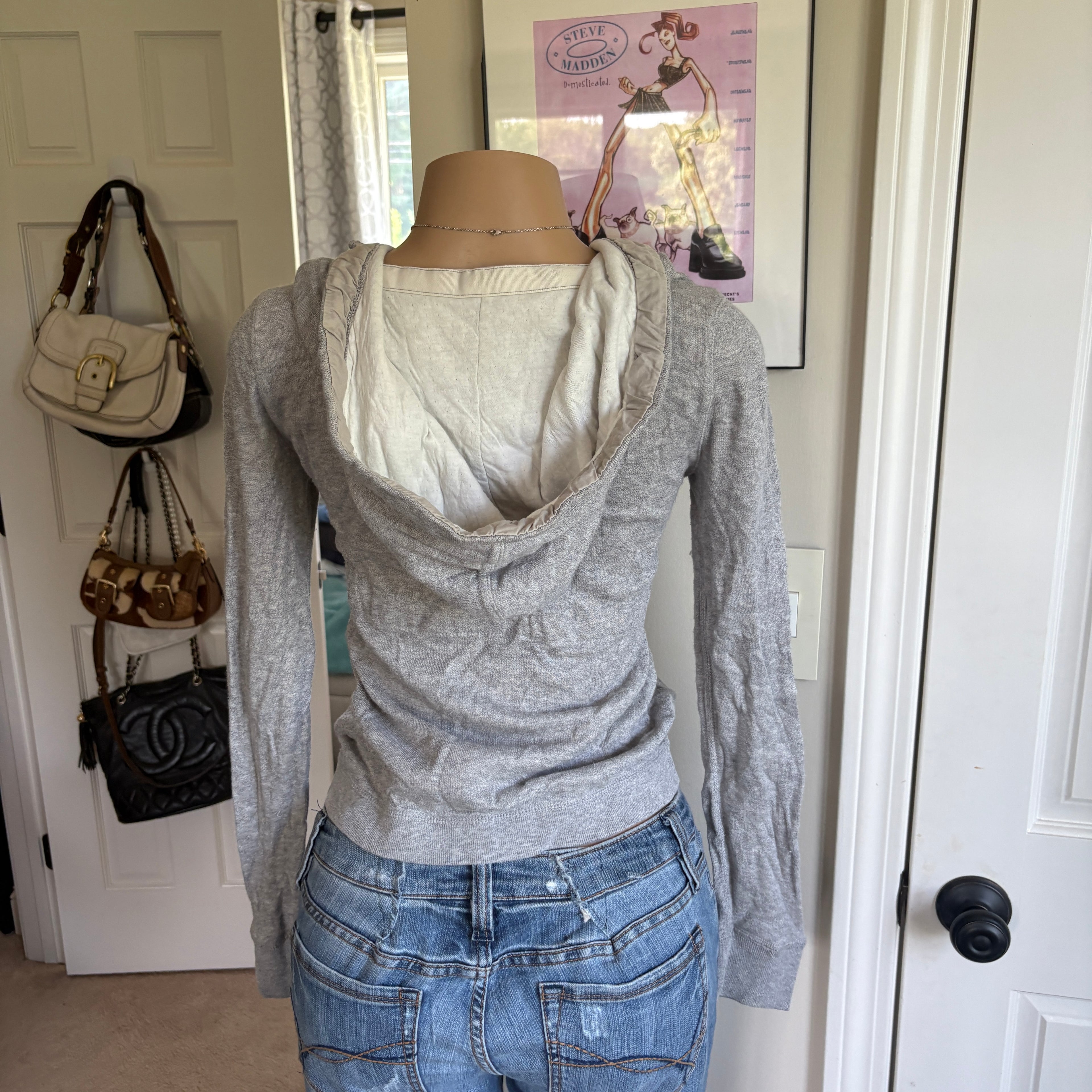 00s Abercrombie & Fitch gray zip hoodie (size S)