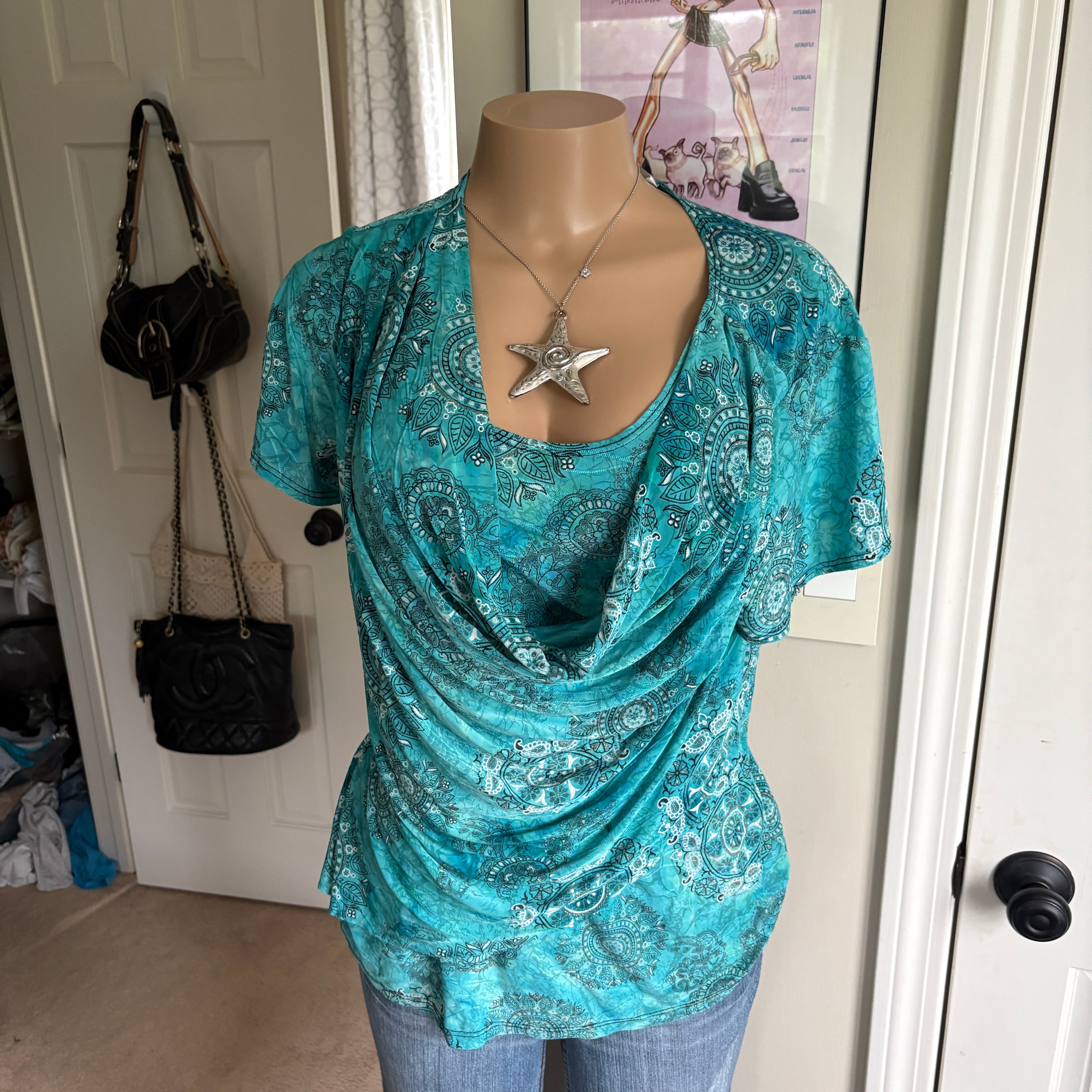 00s blue draped ruched neckline floral top (size L)