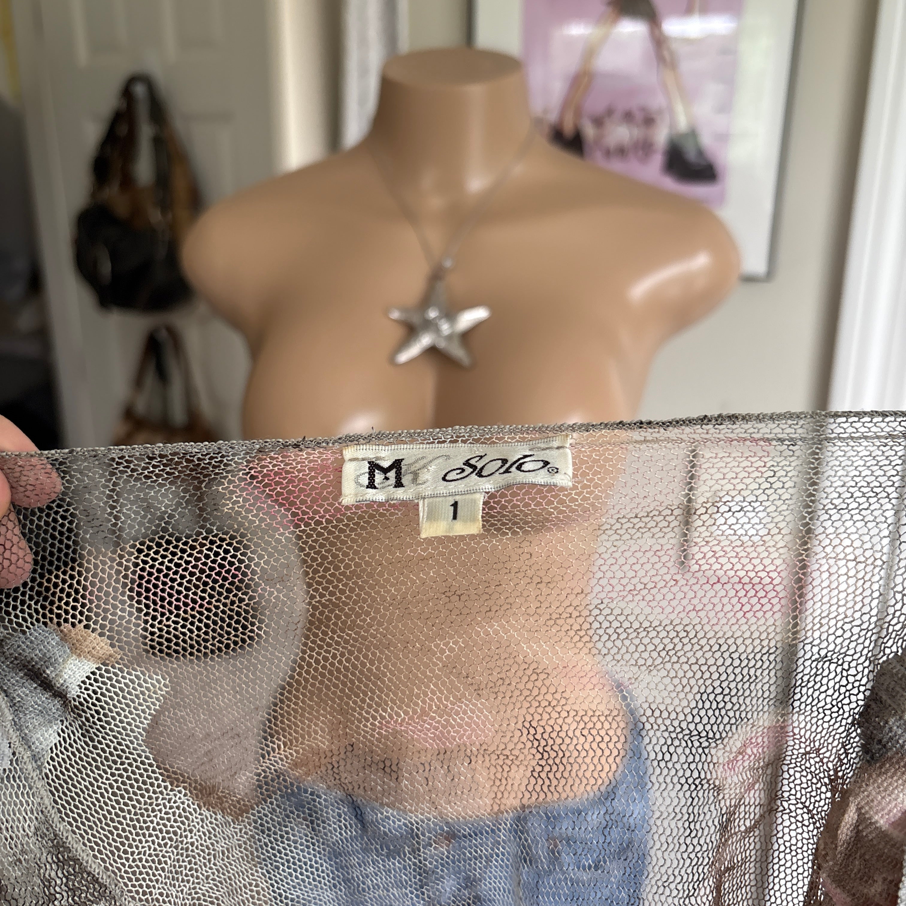 00s unique floral mesh long sleeve (size L)