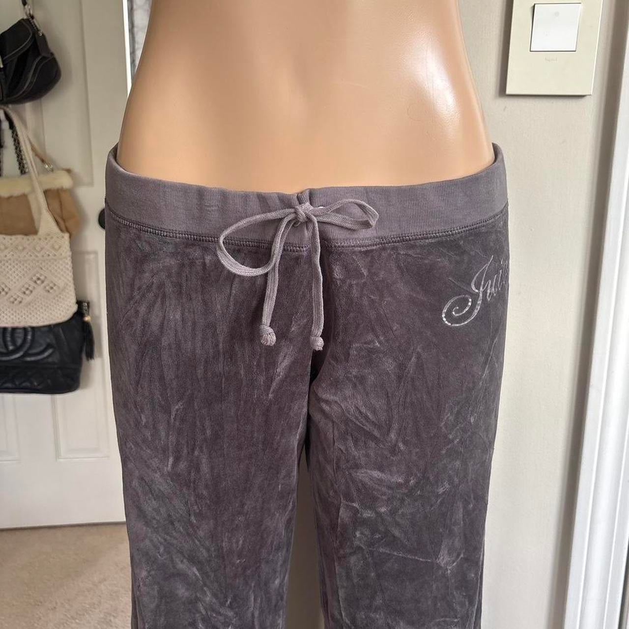 00s Juicy Couture gray velour sweatpants (size L)
