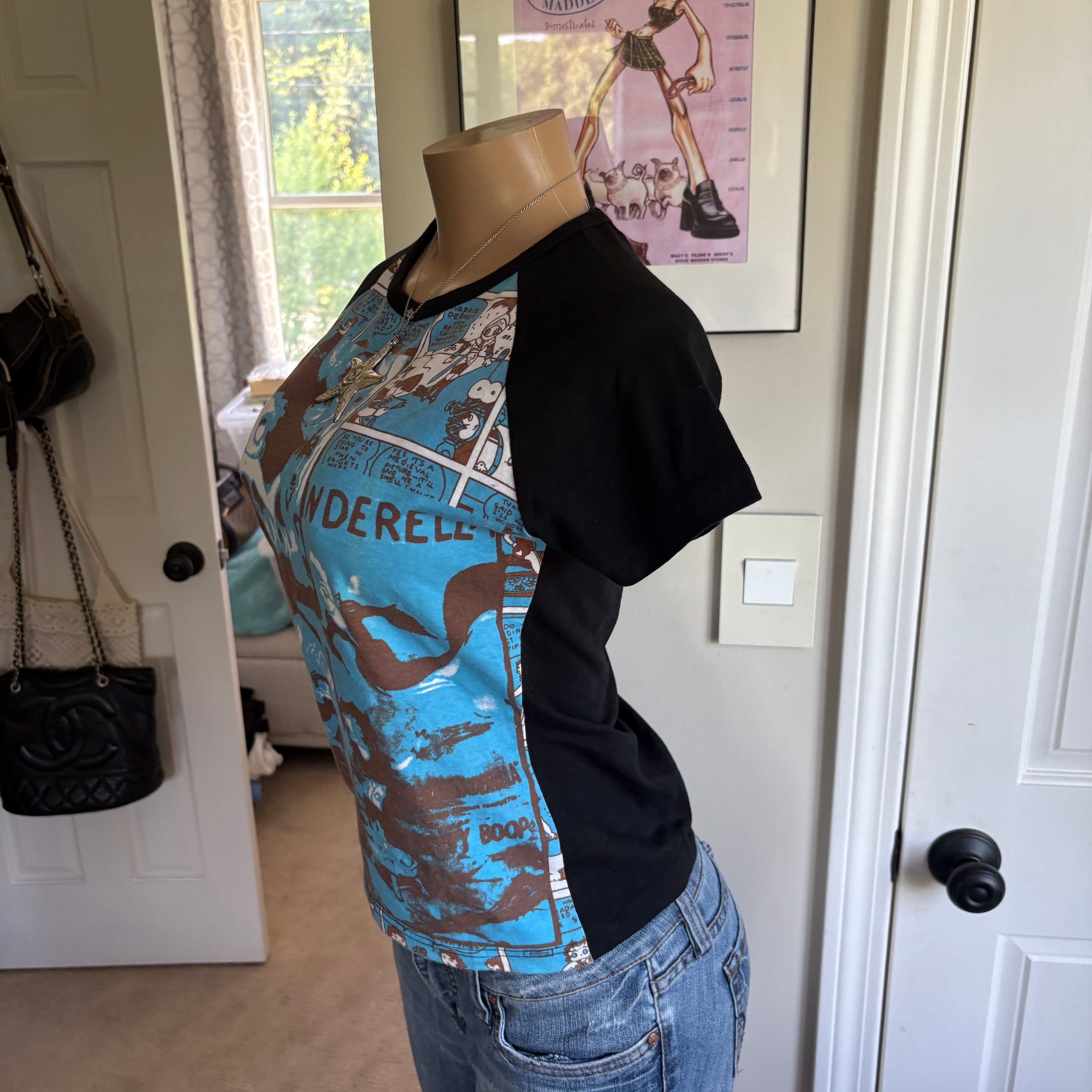 00s Betty Boop blue monogram baby tee (size M)
