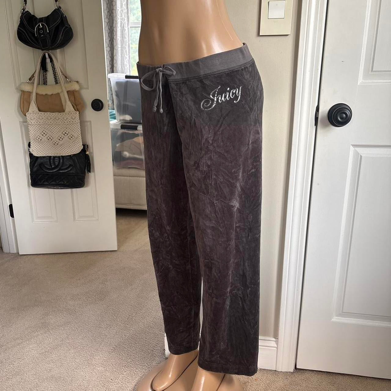 00s Juicy Couture gray velour sweatpants (size L)