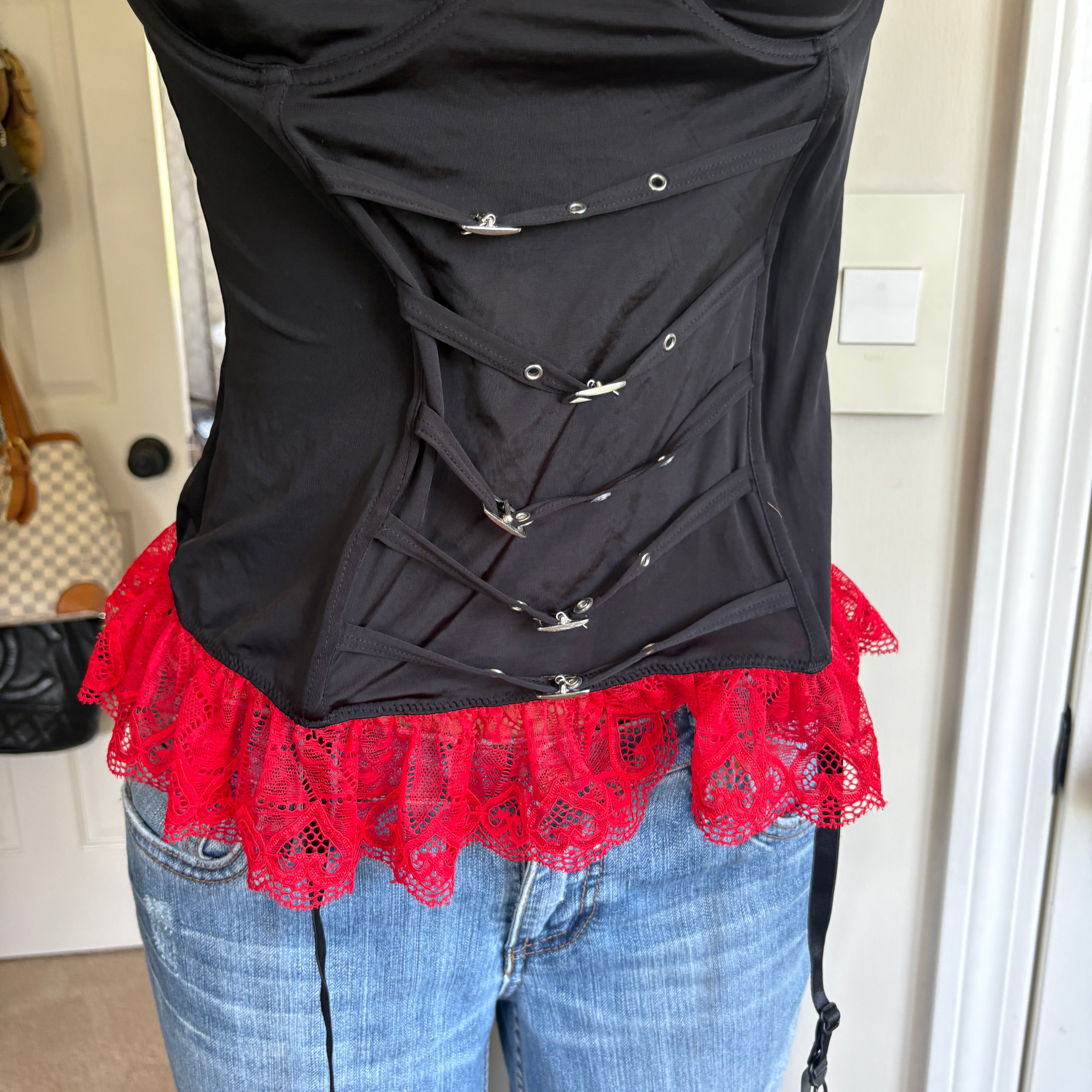 00s black & red bustier corser top (size 38C)