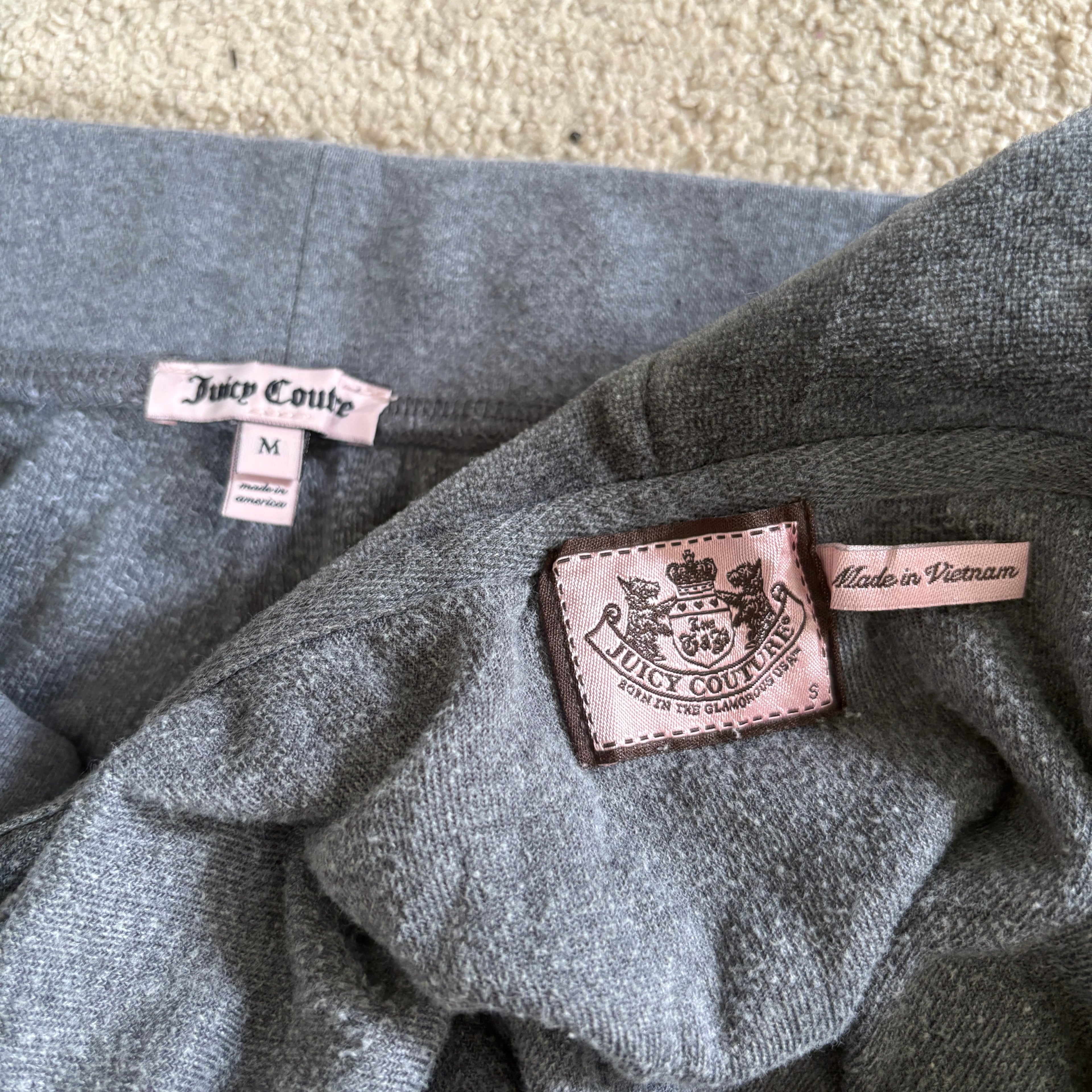 00s Juicy Couture gray & pink tracksuit set (size S)