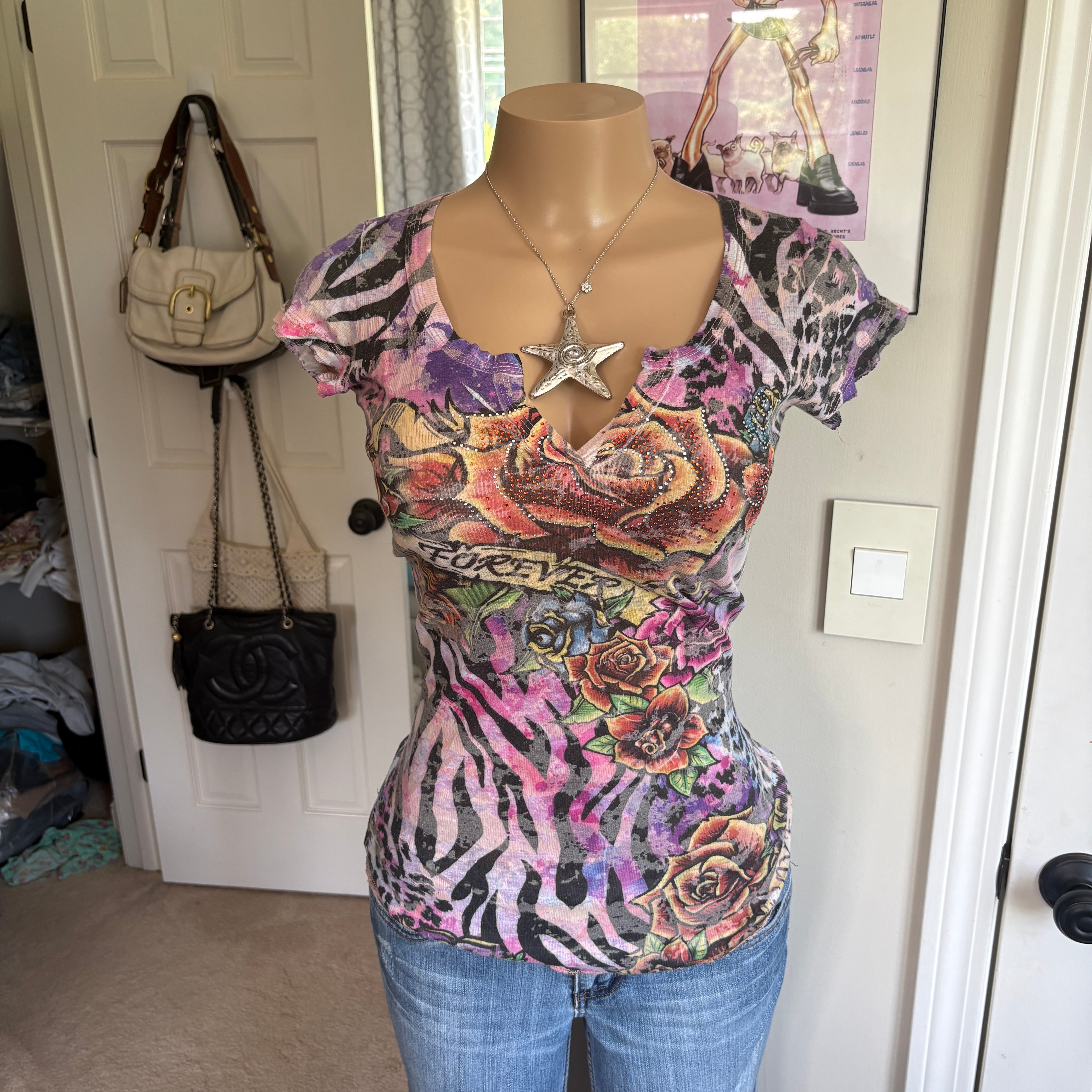 00s unique leopard & floral graphic short sleeve (size XS)