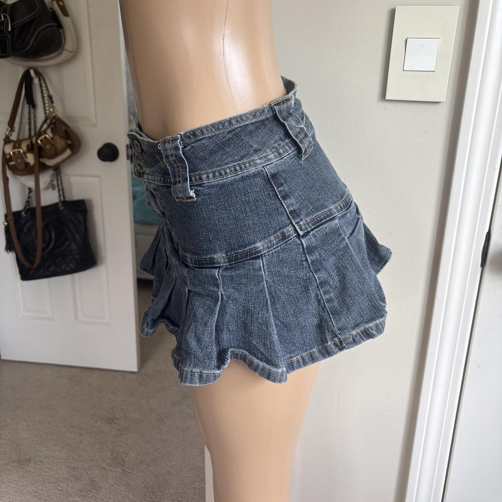 y2k 2000s low rise pleated denim micro mini skirt