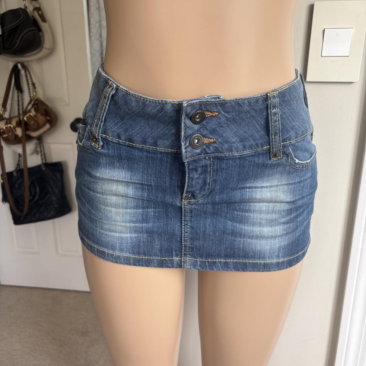 y2k 2000s low rise zip pocket denim micro mini skirt