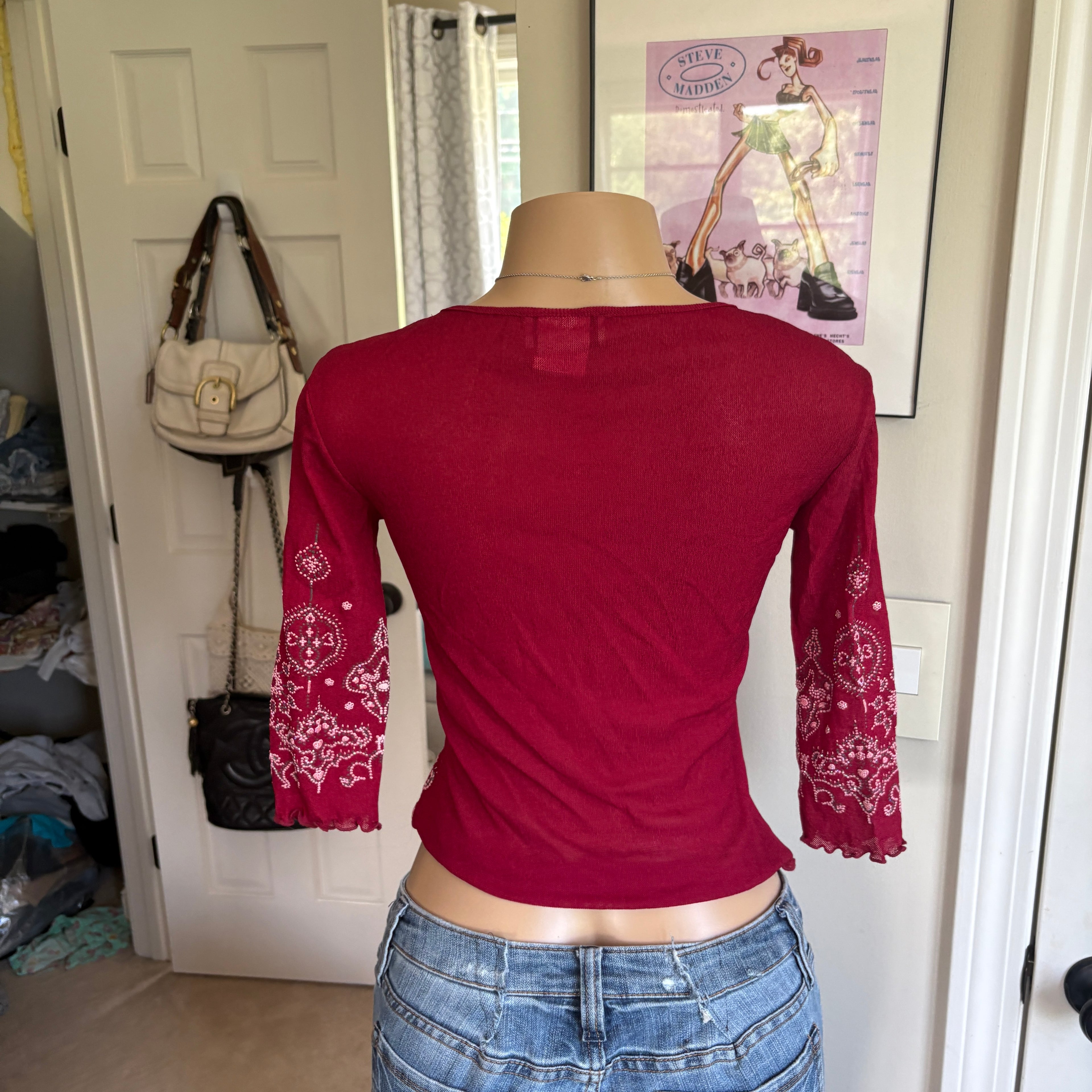 00s boho red floral long sleeve top (size M)