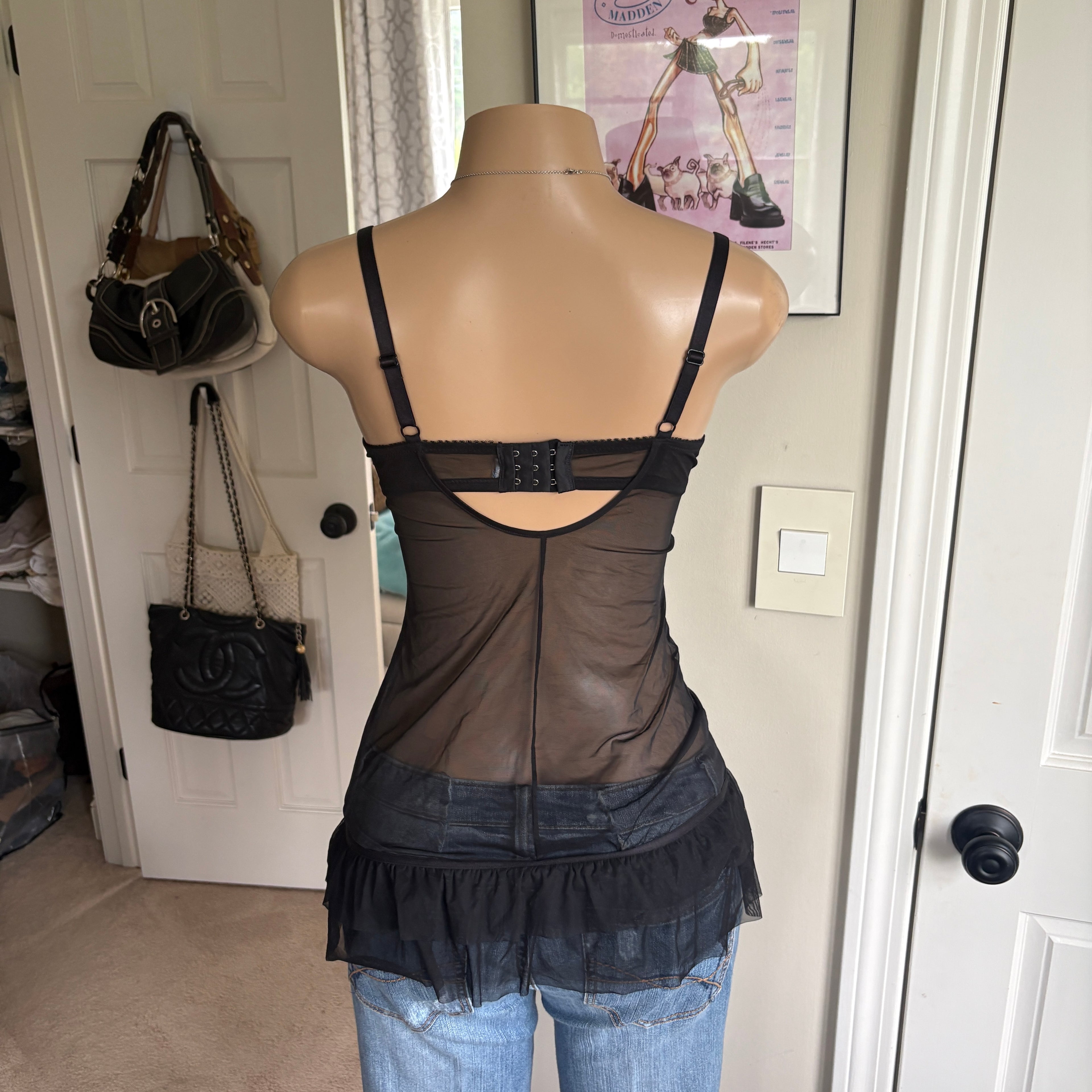 00s black lace corset bustier top (size M)