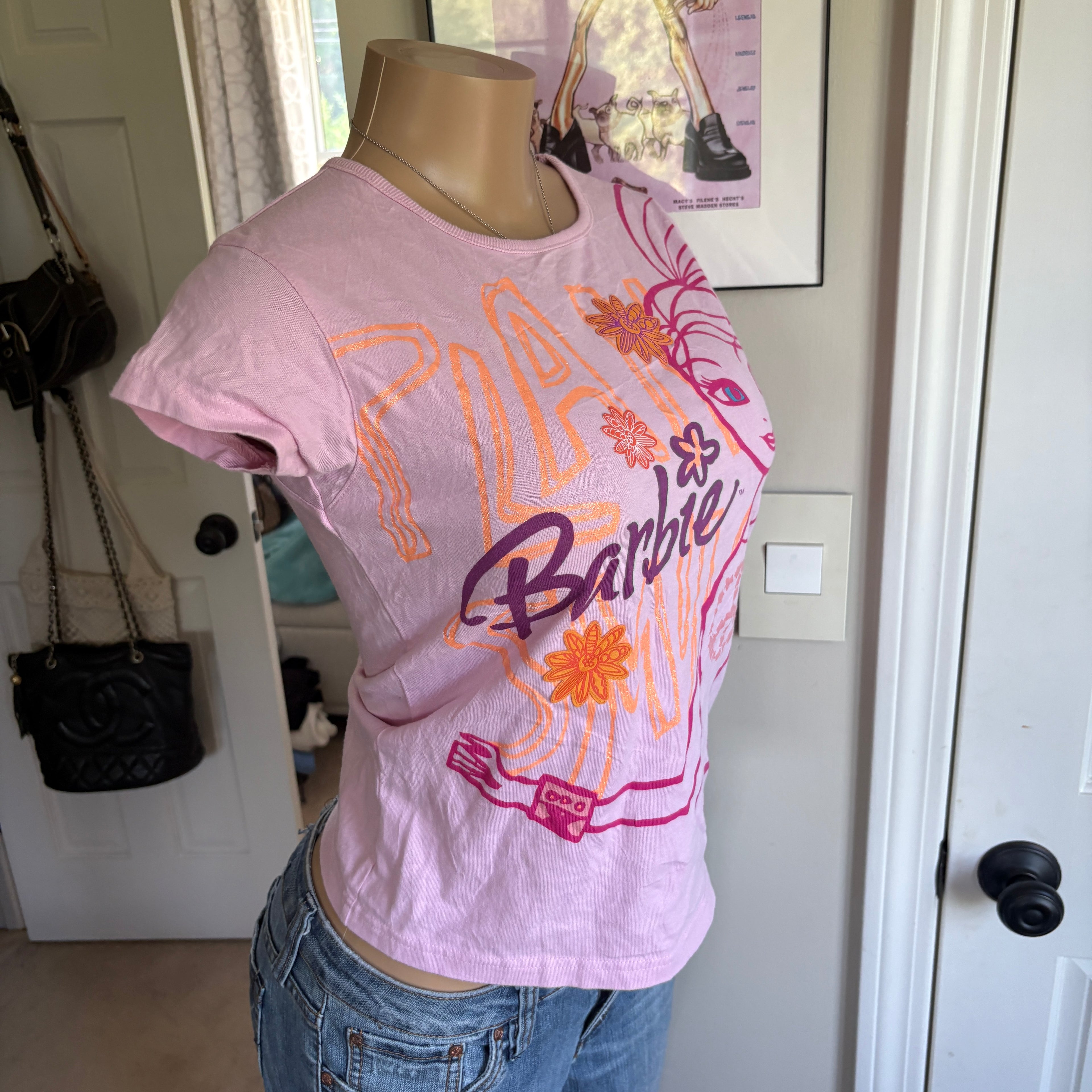 00s 2006 Barbie iconic pink baby tee (size XS)