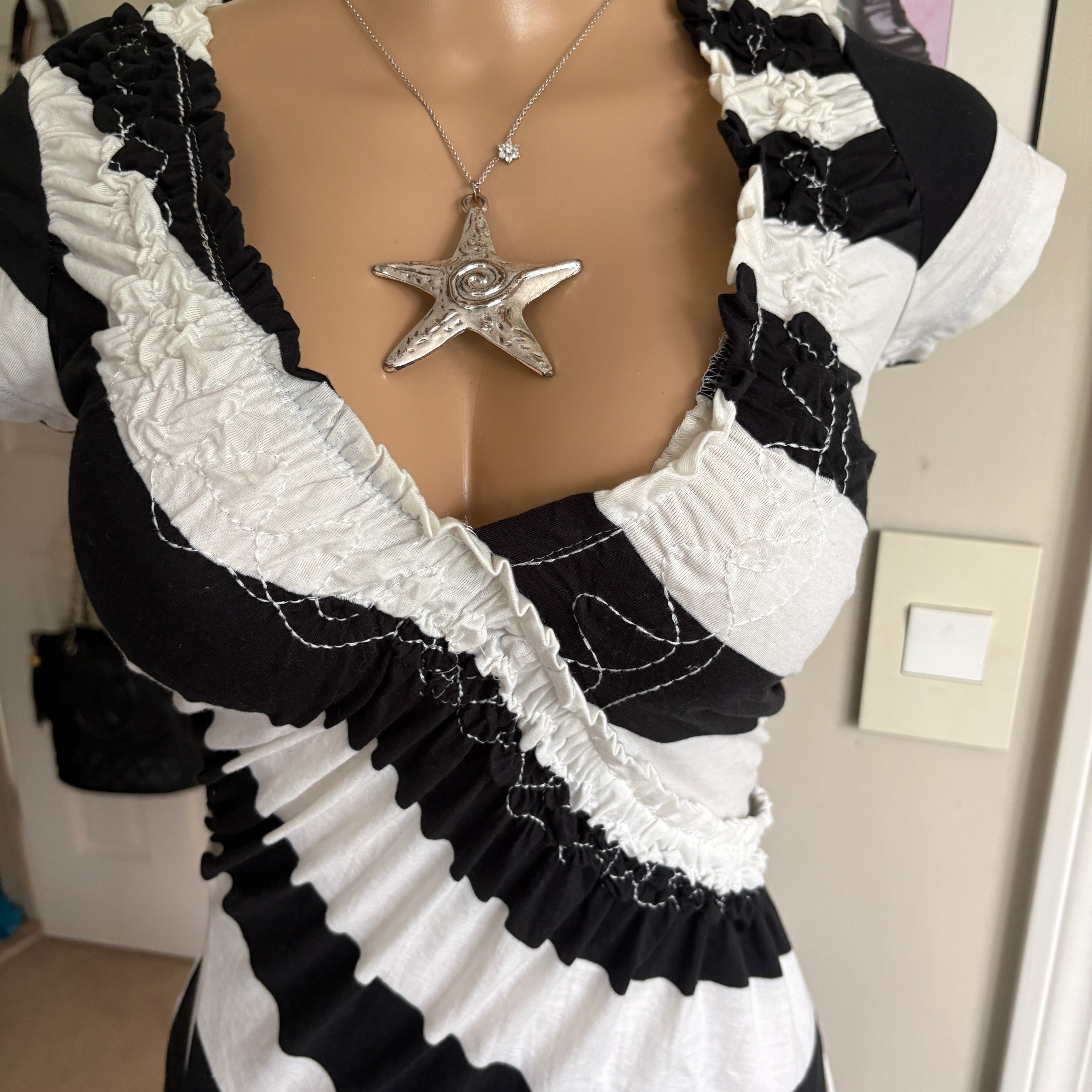 00s black & white striped v neck top (size S)