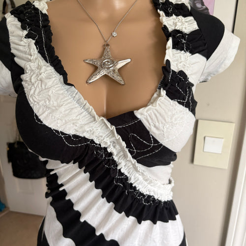 00s black & white striped v neck top (size S)