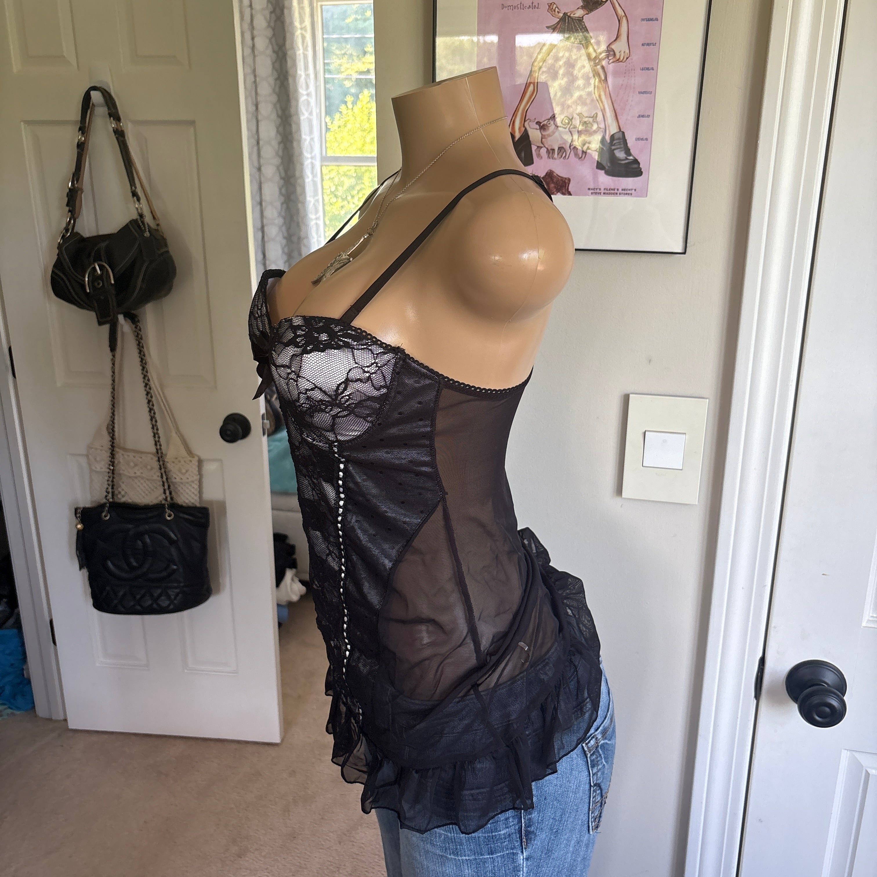 00s black & white lace lingerie top (size 34C)