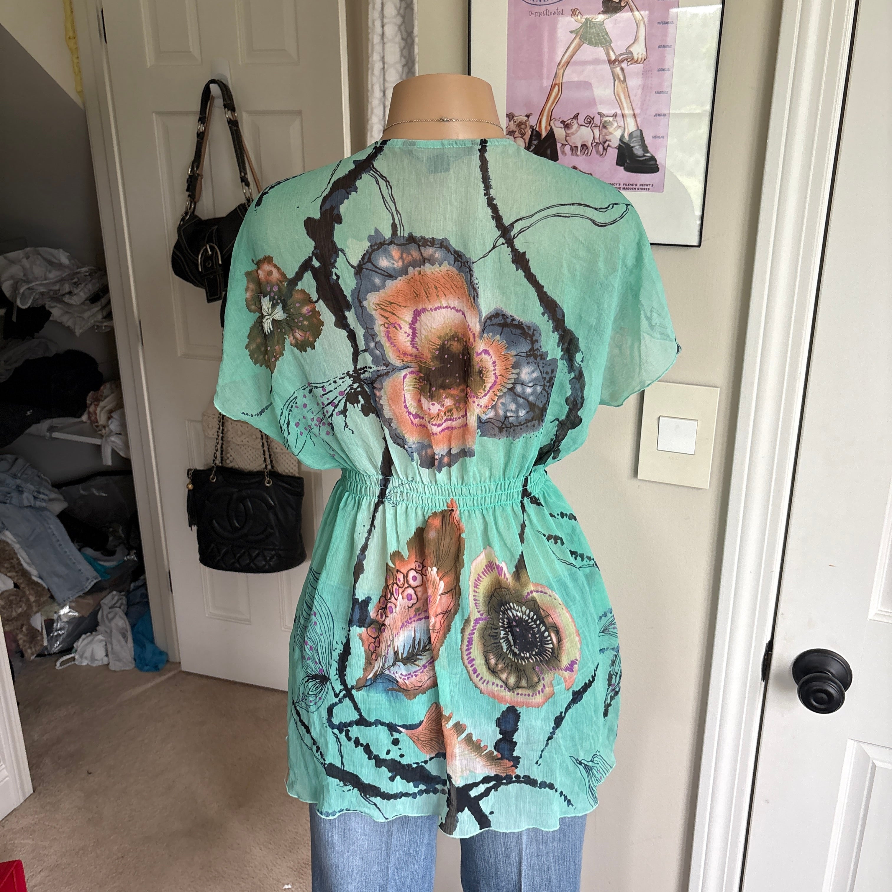00s unique teal beaded floral short sleeve (size XL)