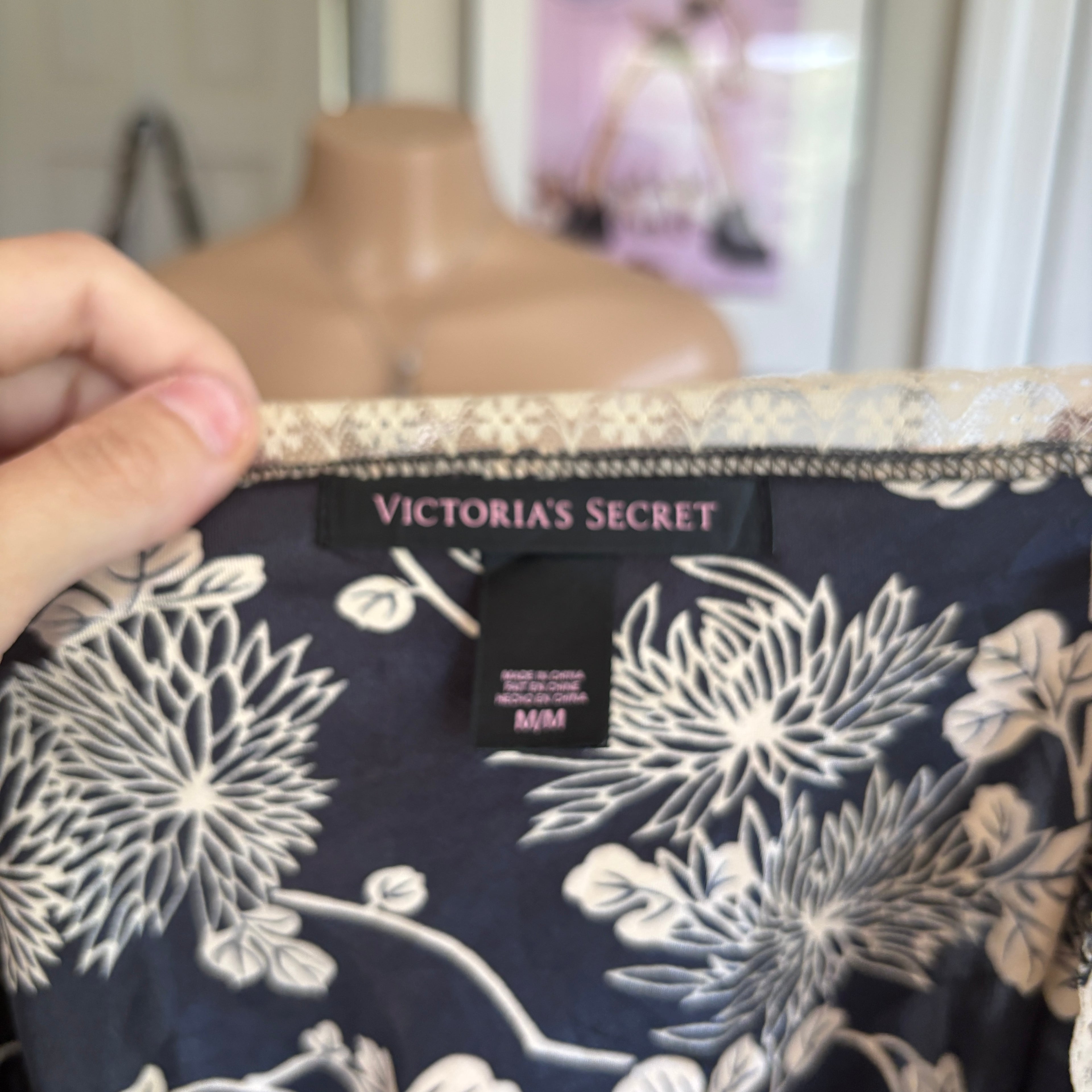 00s Victoria's Secret black floral open center cami (size M)