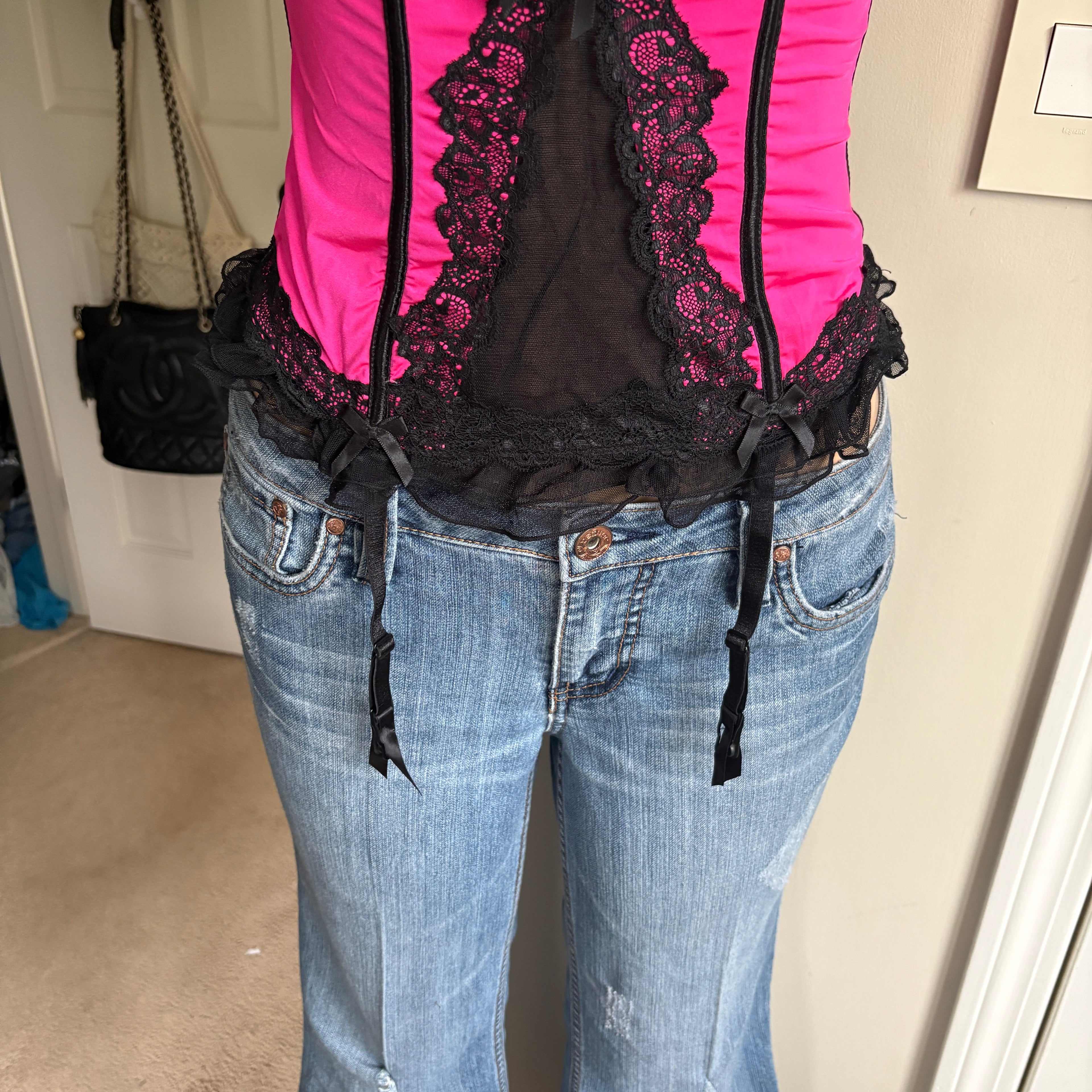 00s pink & black bustier corset top (size M)