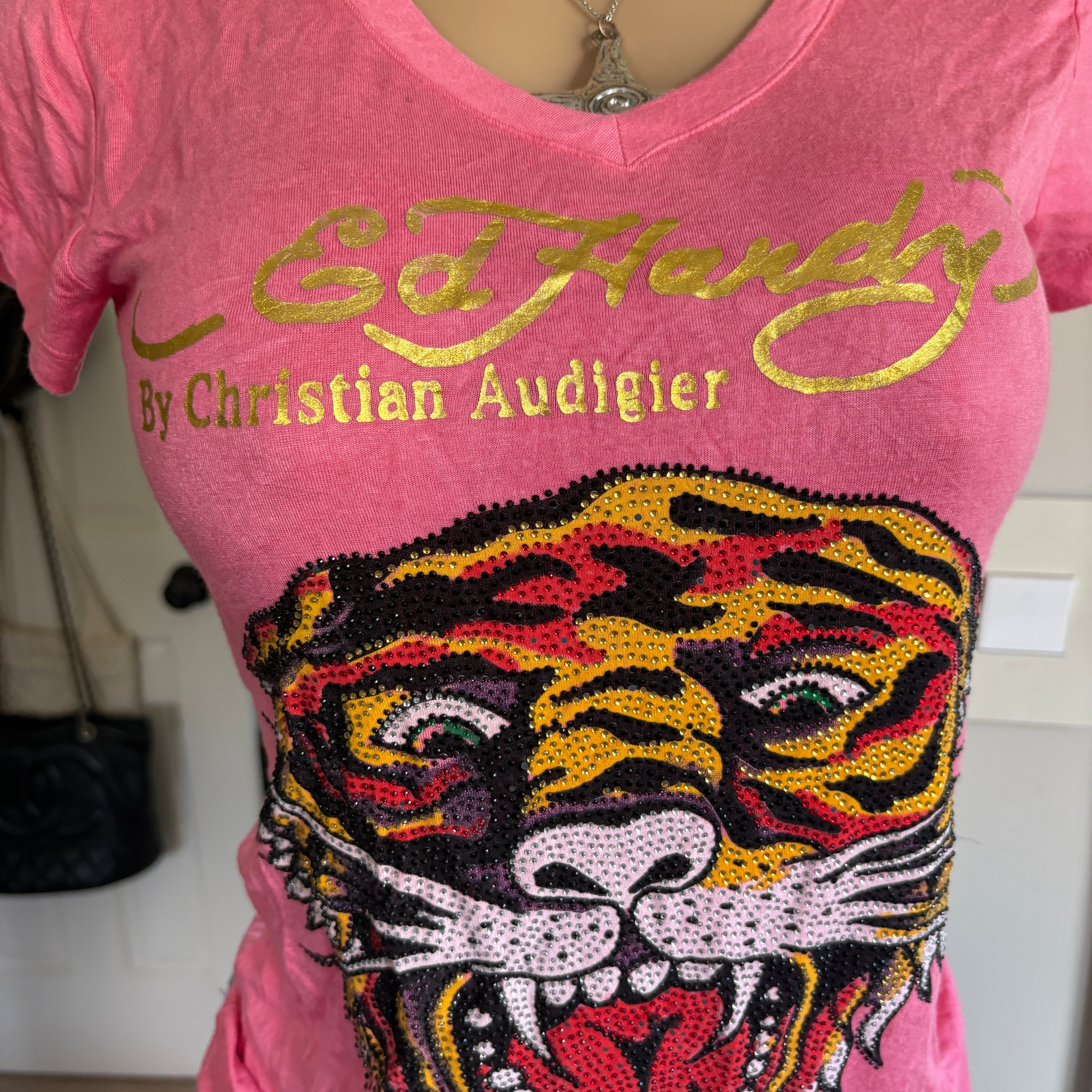 00s Ed Hardy pink rhinestone tiger top (size L)