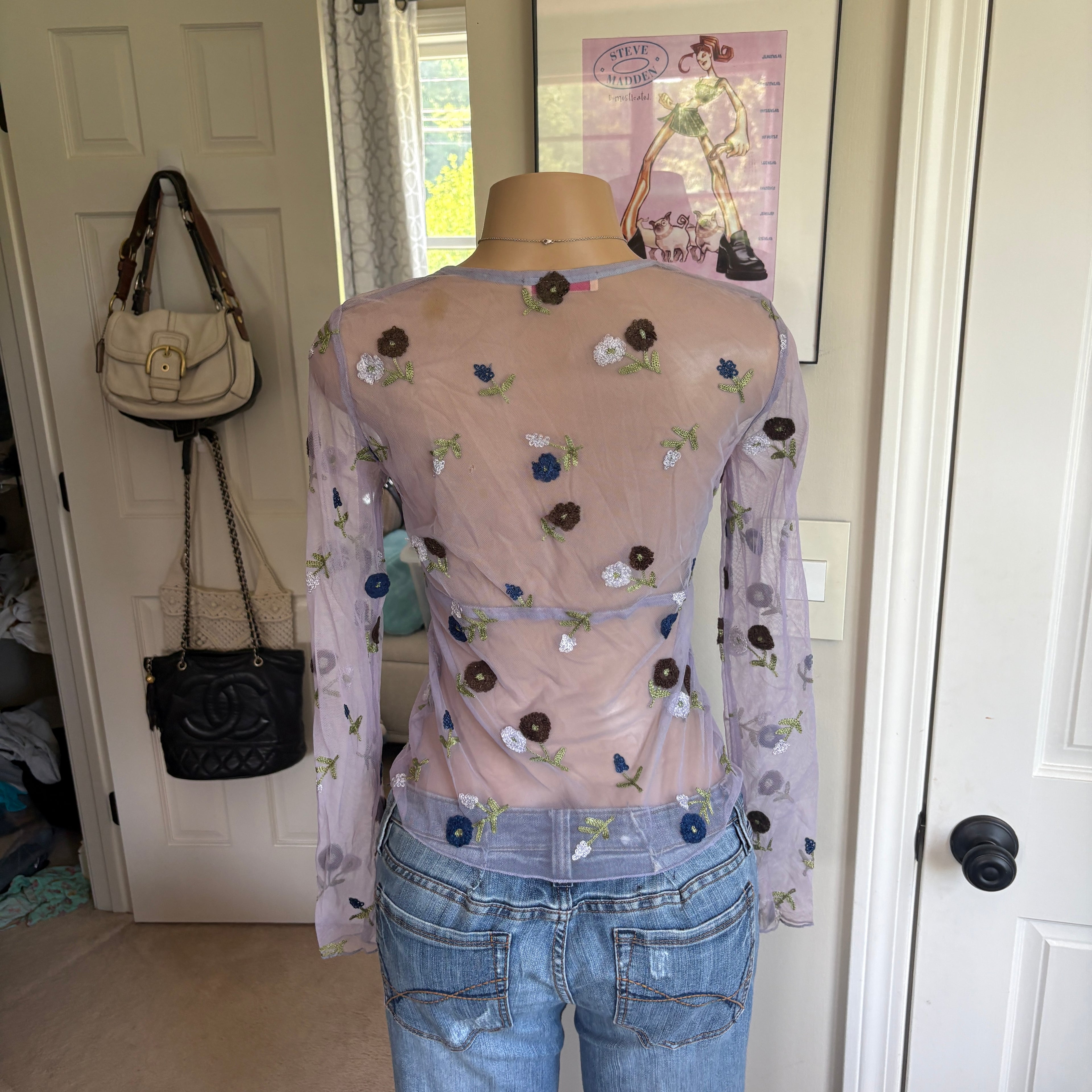 00s purple floral v neck long sleeve (size L)