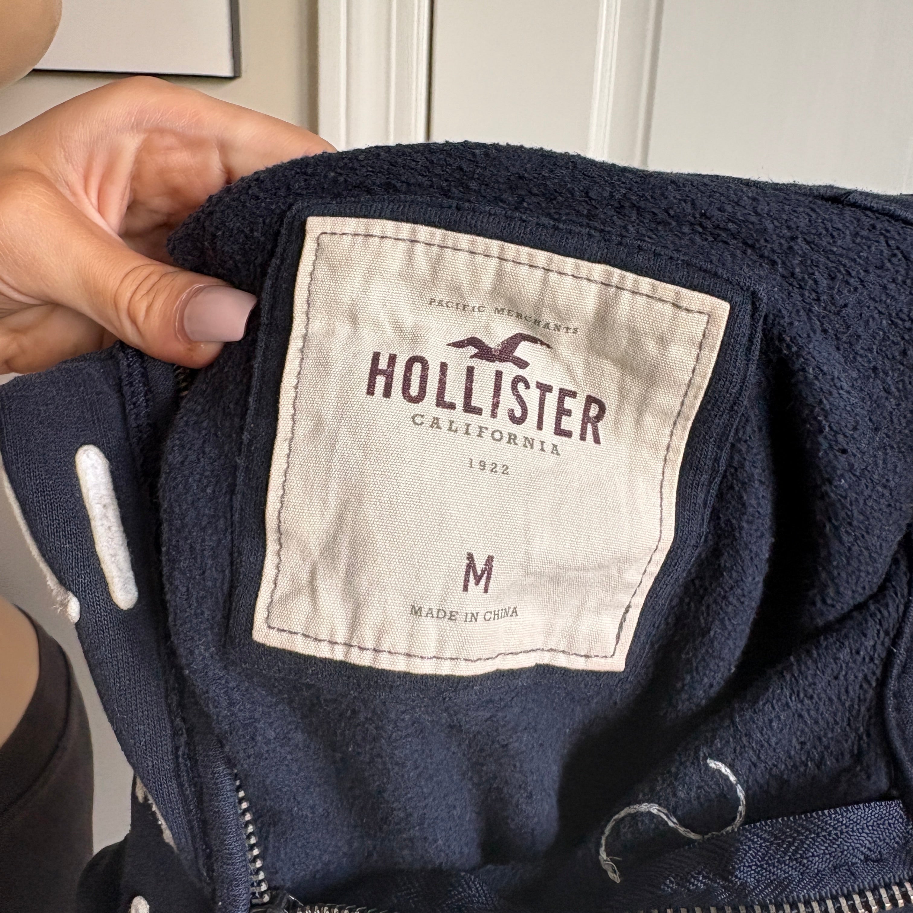 00s Hollister spellout navy zip up (size M)