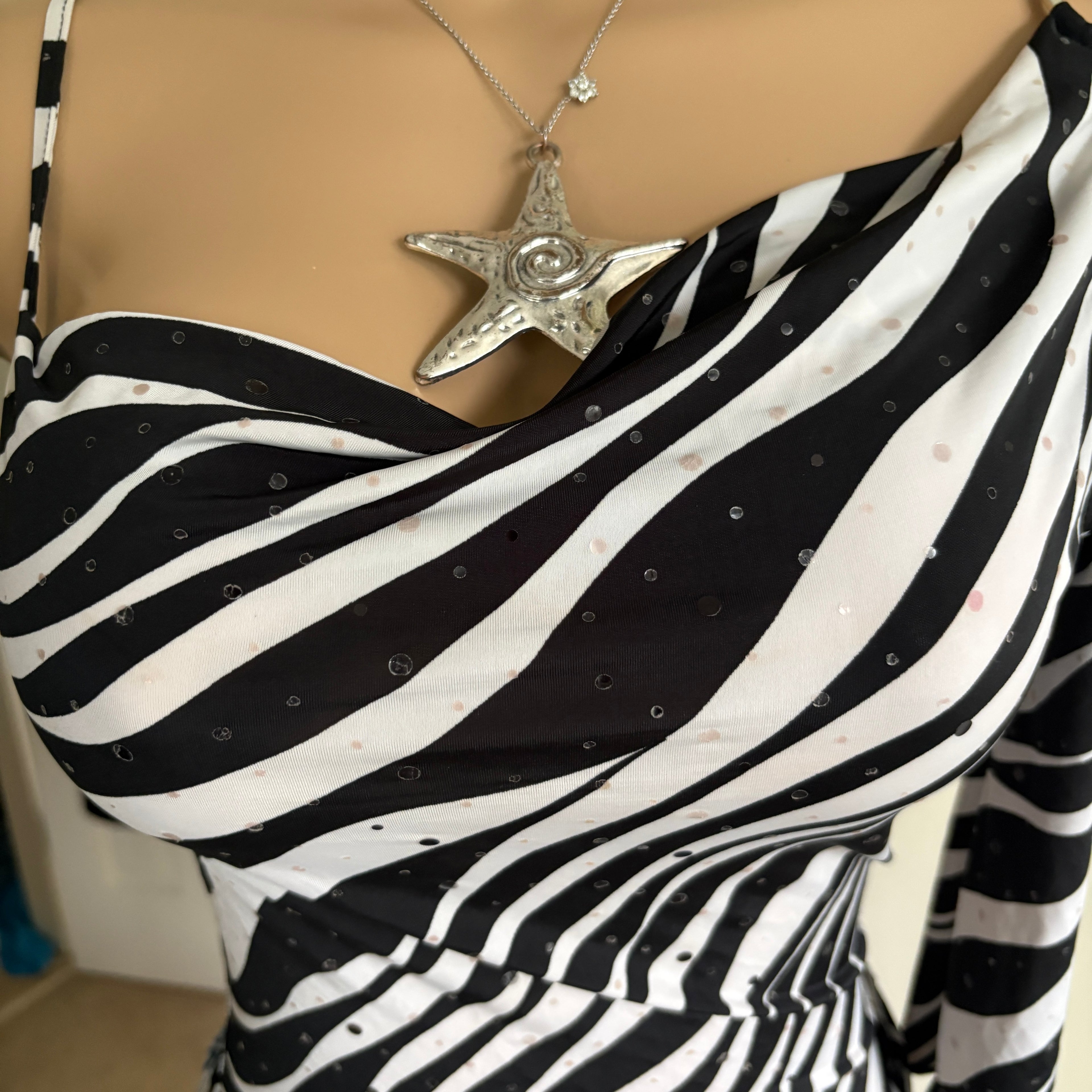 00s zebra print one shoulder top (size S)