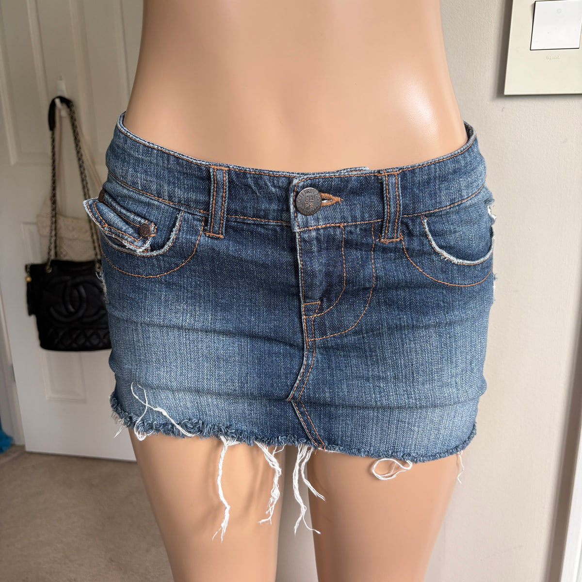 00s Celebrity Pink denim mini skirt (size M)
